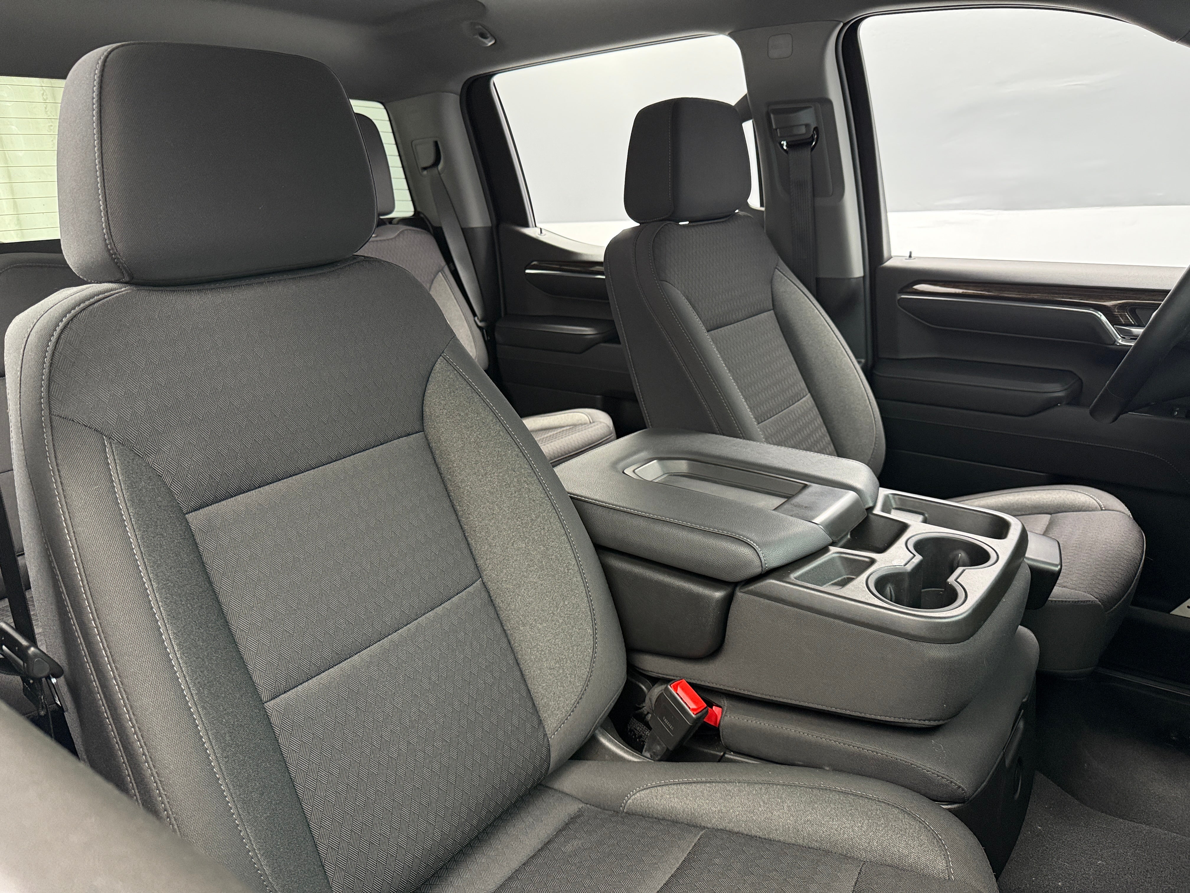 2023 GMC Sierra 1500 Elevation 2
