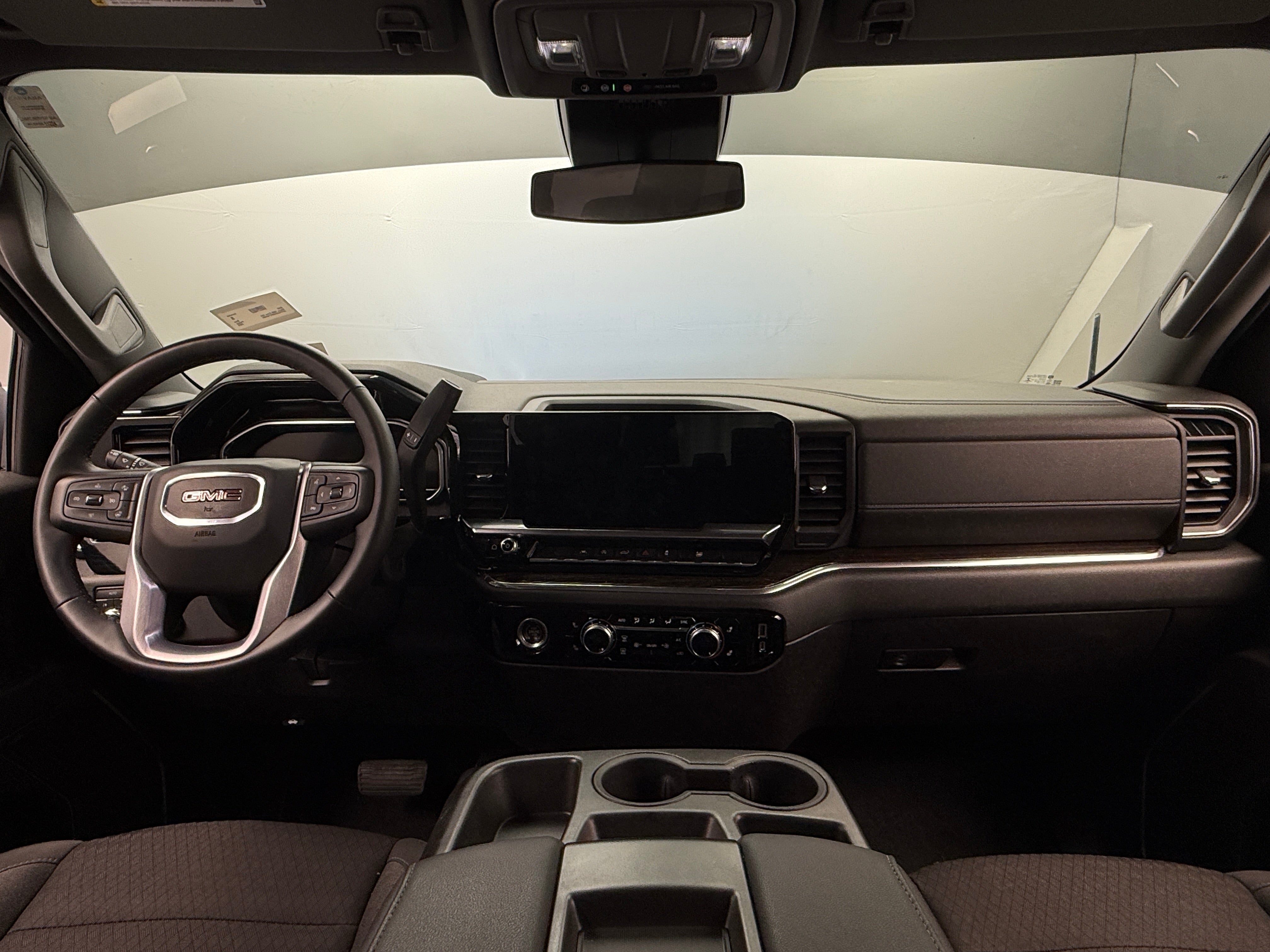 2023 GMC Sierra 1500 Elevation 3