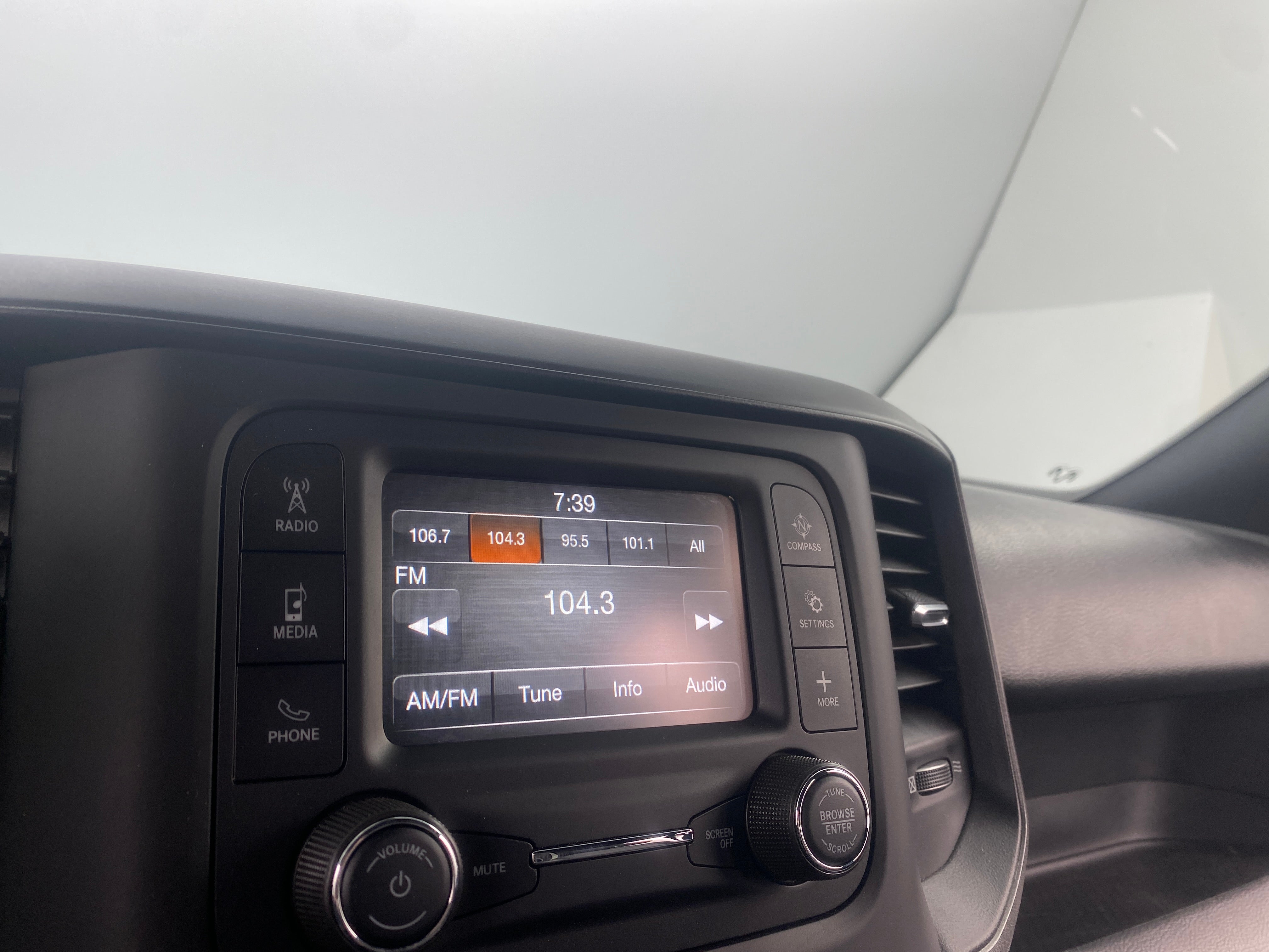 2023 RAM 2500 Tradesman 4