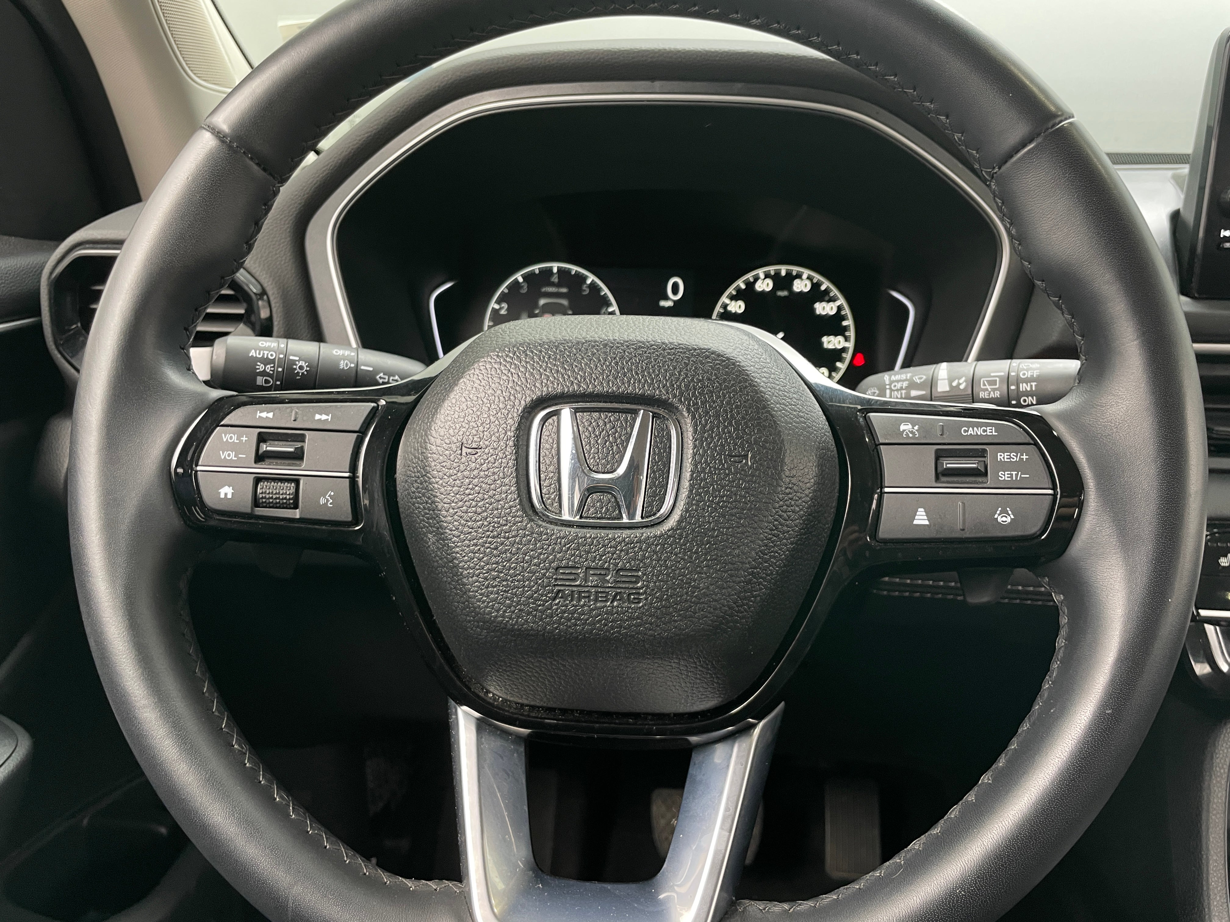2023 Honda Pilot EX-L 4