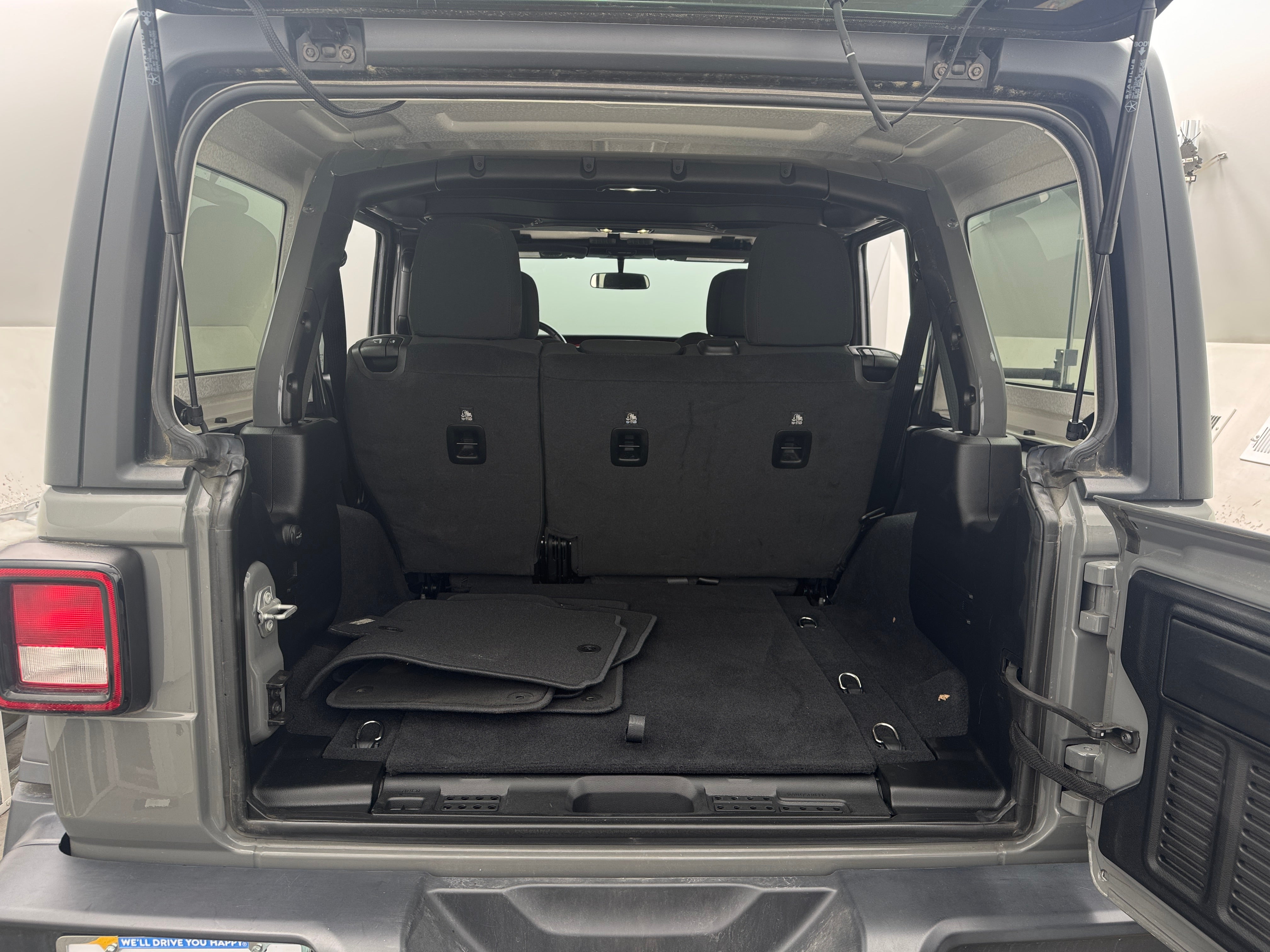 2020 Jeep Wrangler Unlimited Rubicon 7