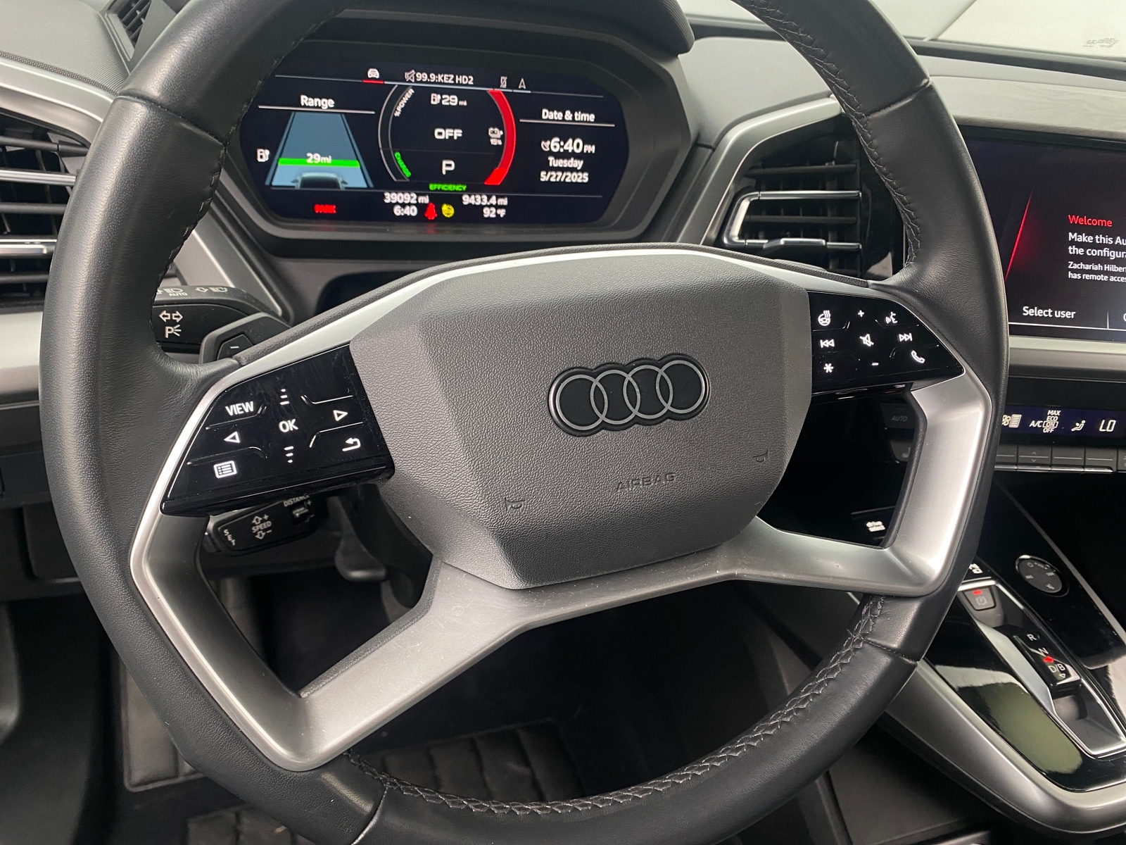 Thumbnail: 2023 Audi Q4 e-tron - 5