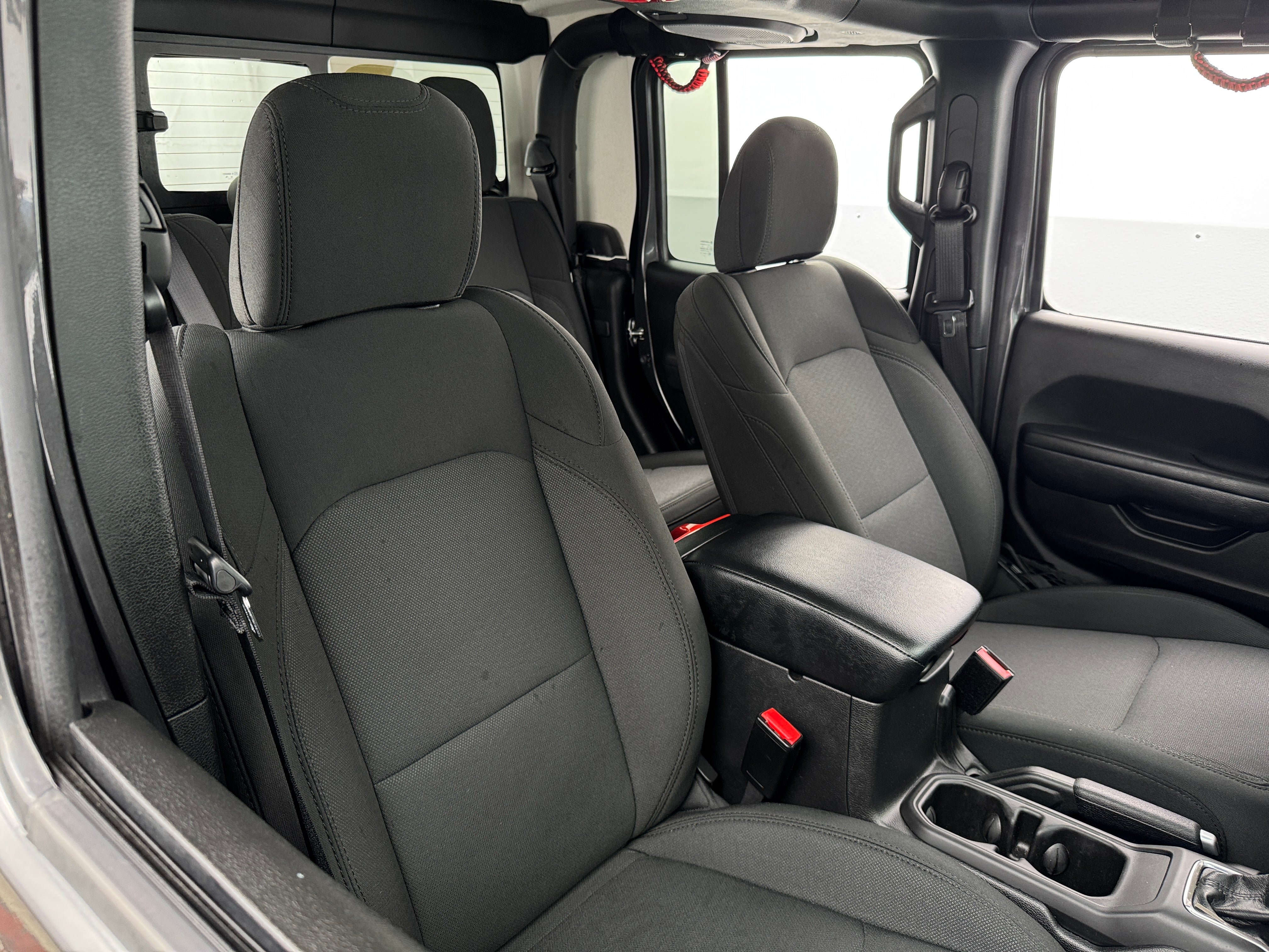 2023 Jeep Gladiator Sport S 2