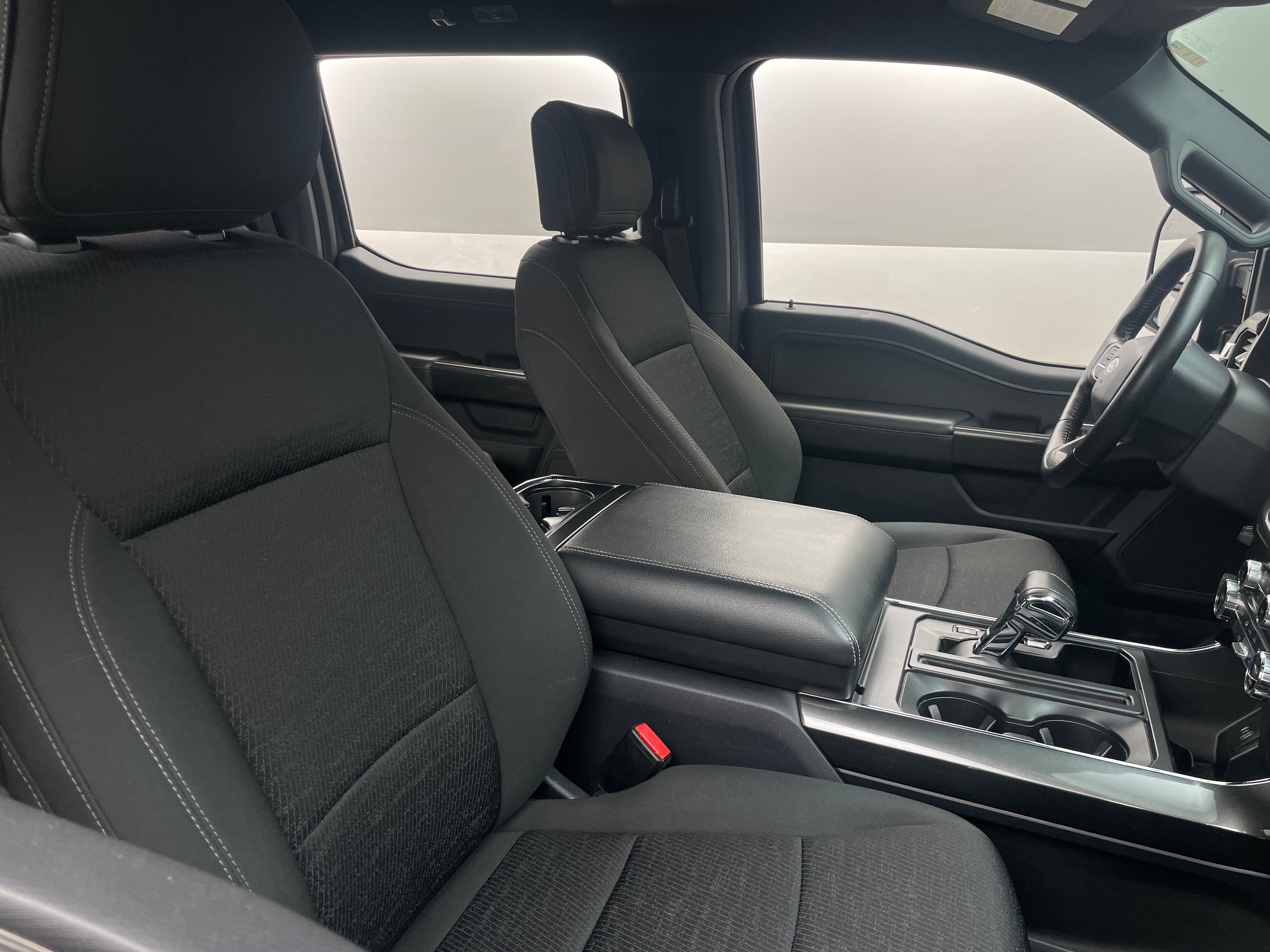 2021 Ford Econoline E-150 2