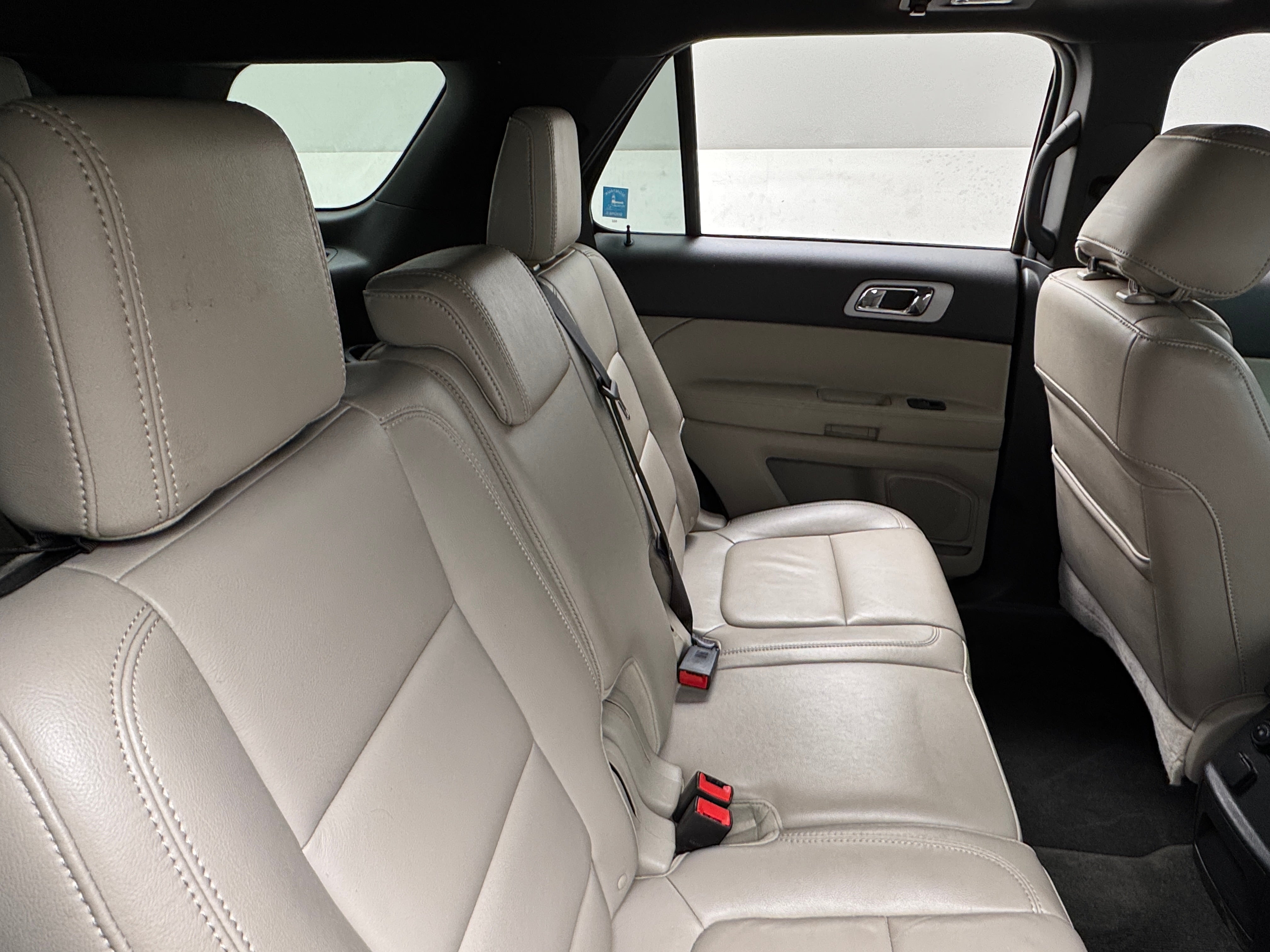 2012 Ford Explorer XLT 6