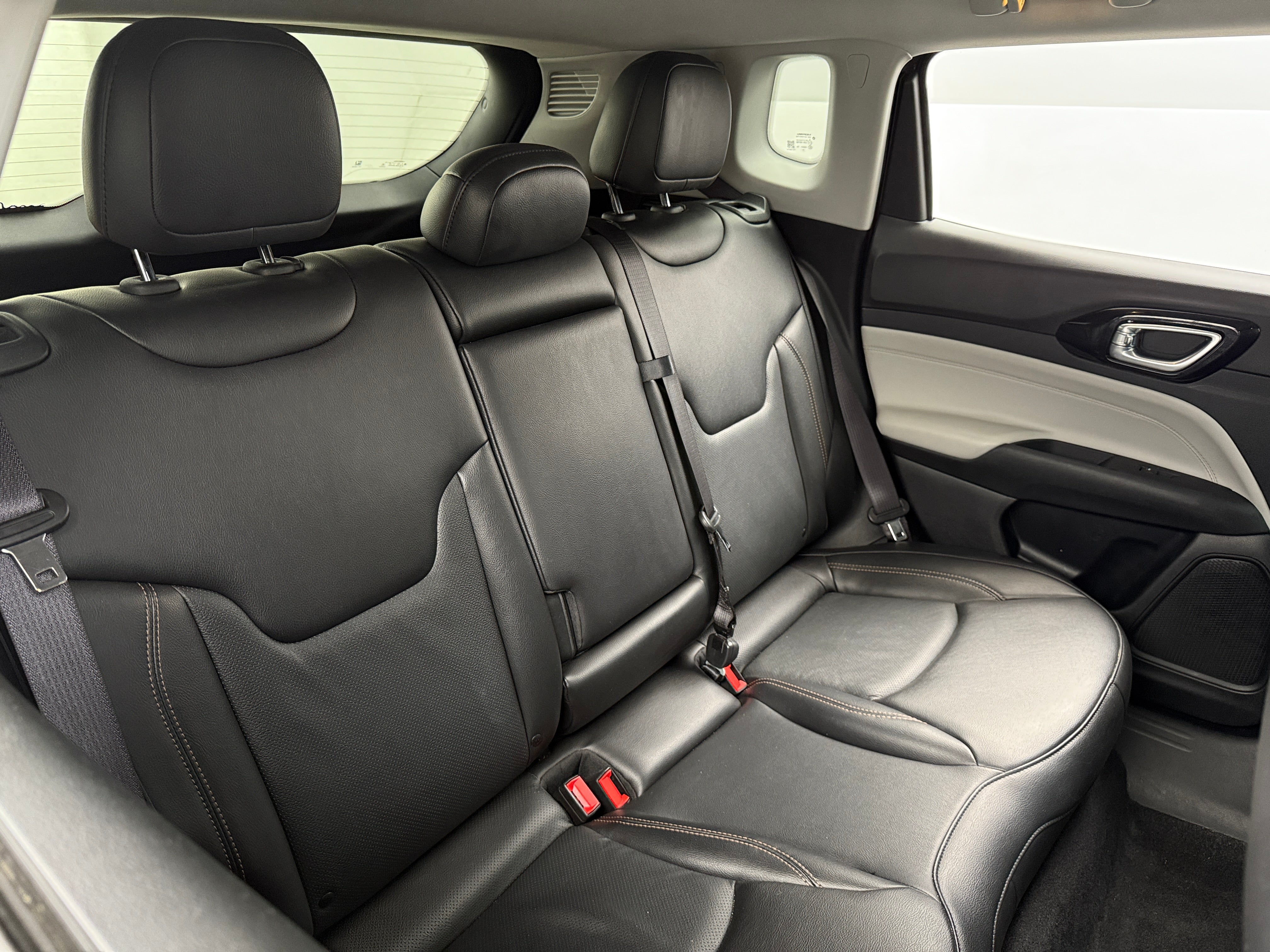 2022 Jeep Compass Limited 5