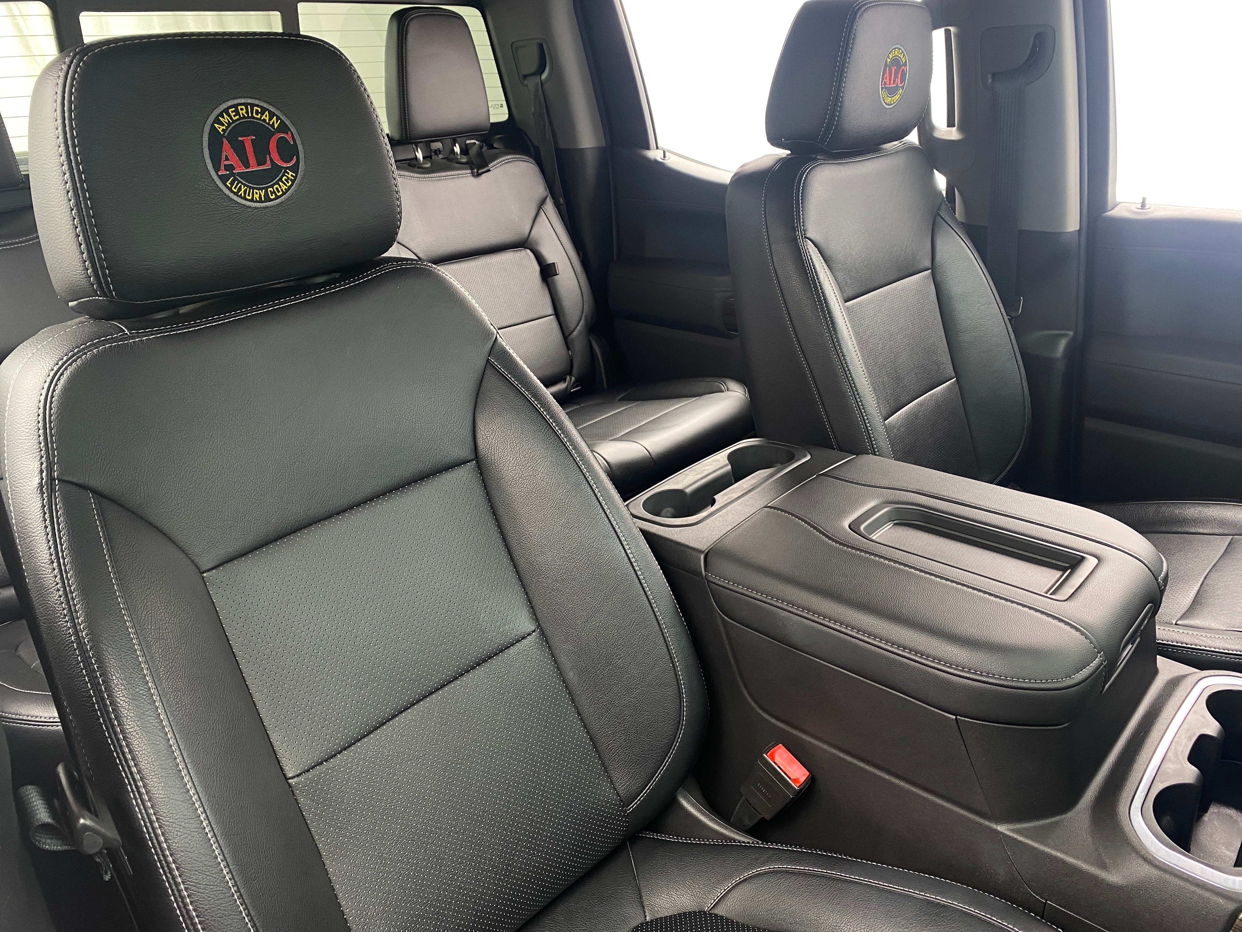 2020 Chevrolet Silverado 1500 RST 2