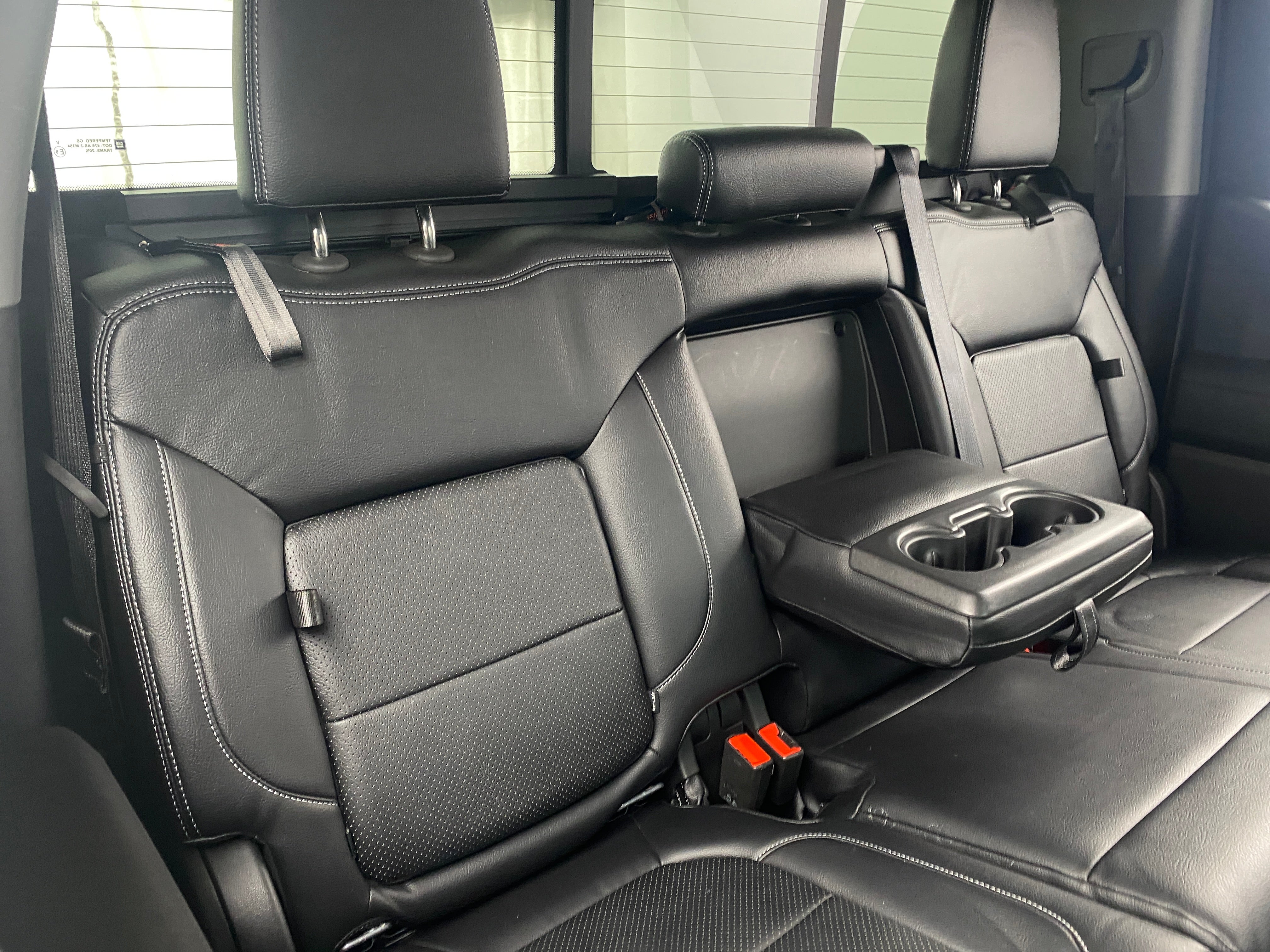 2020 Chevrolet Silverado 1500 RST 6