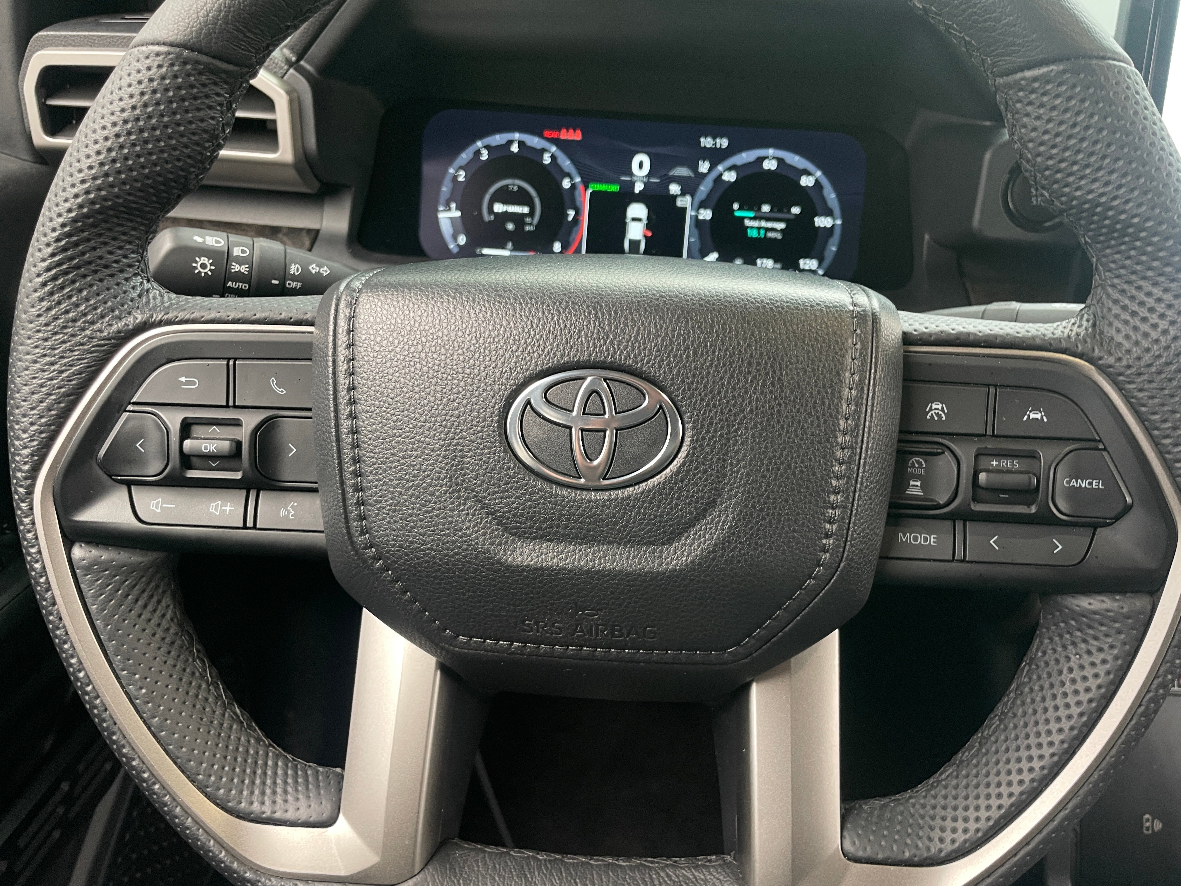 2024 Toyota Tacoma Limited 4