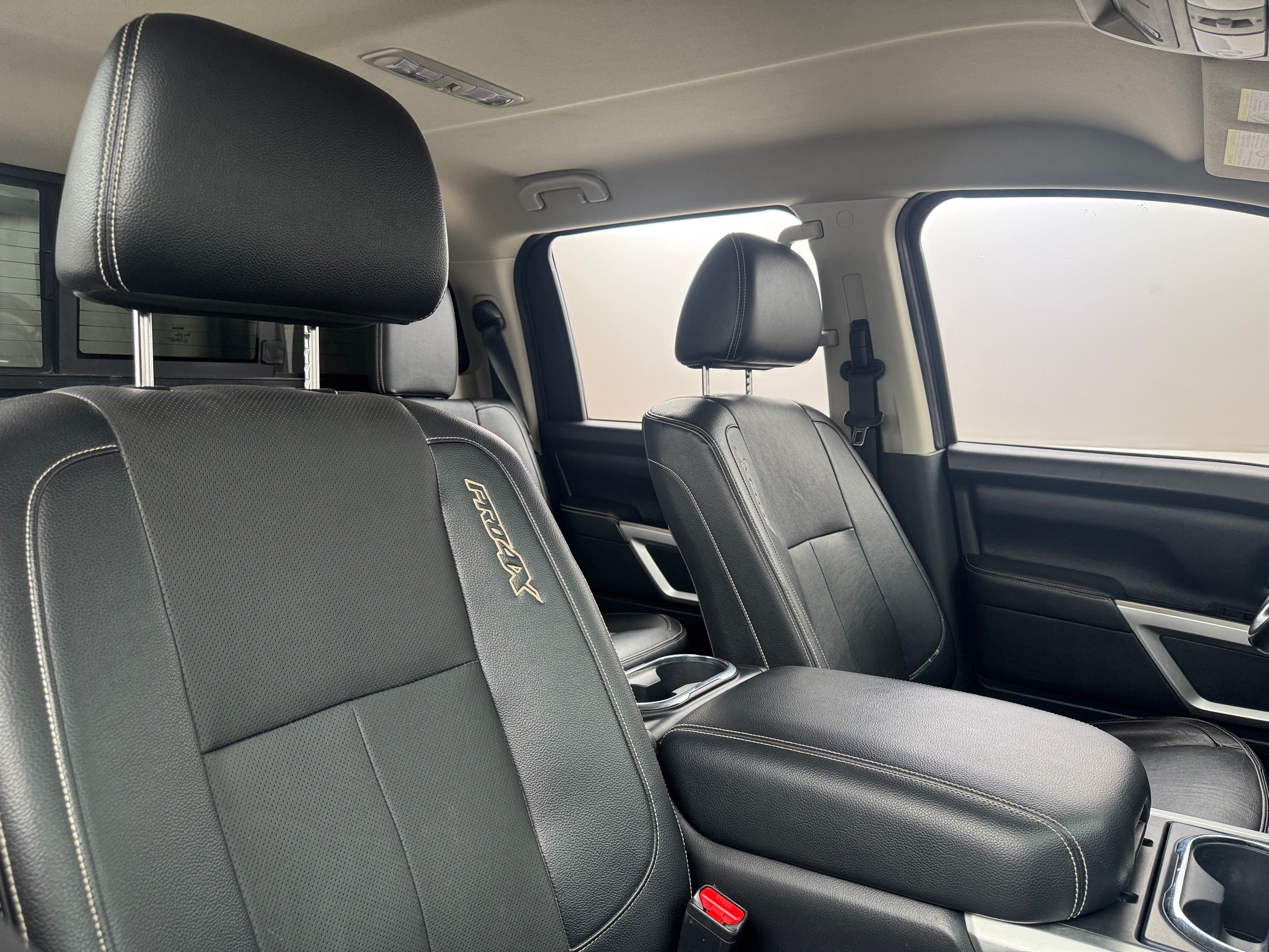2019 Nissan Titan PRO-4X 2