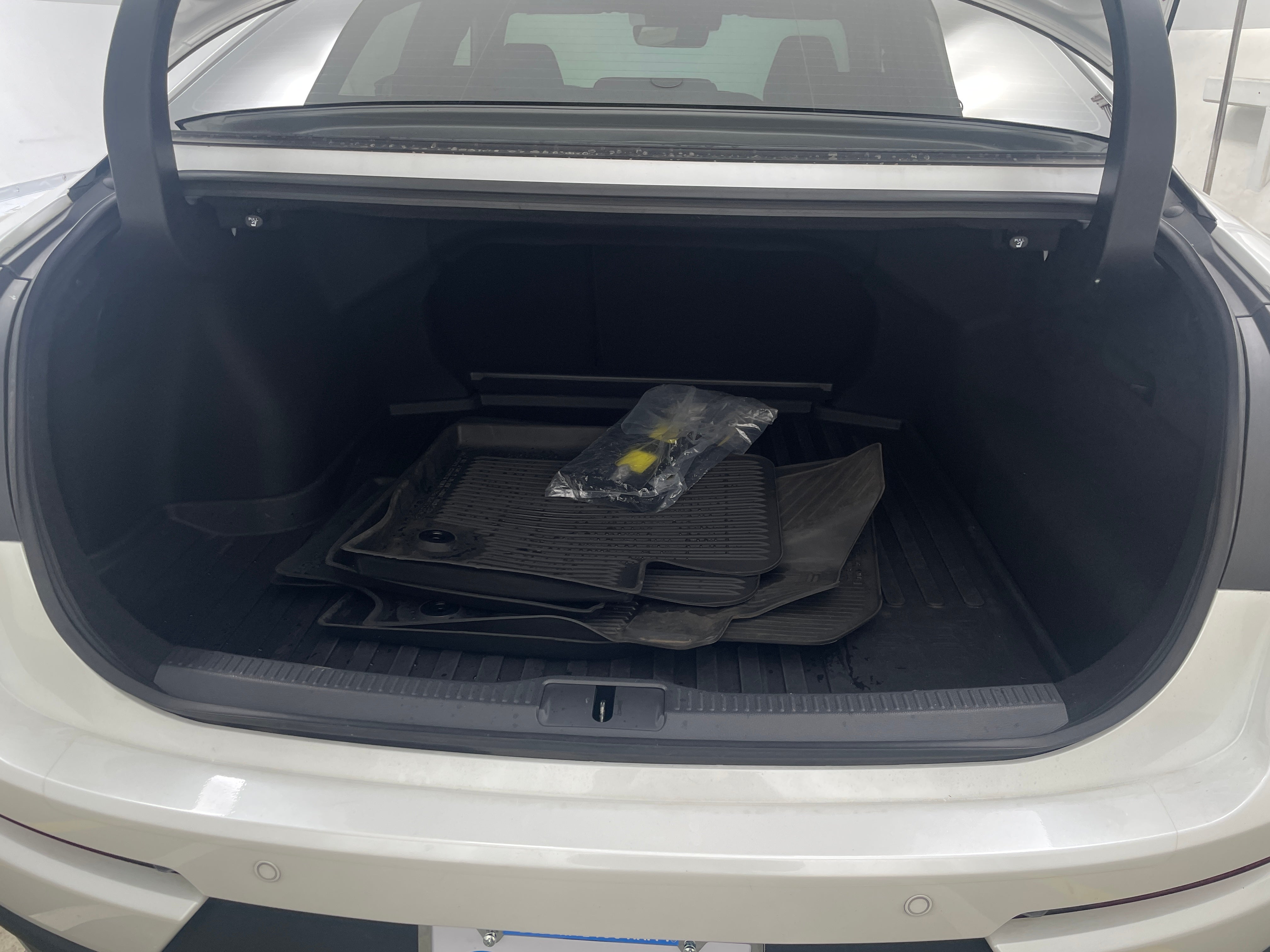 2023 Toyota Crown Limited 6