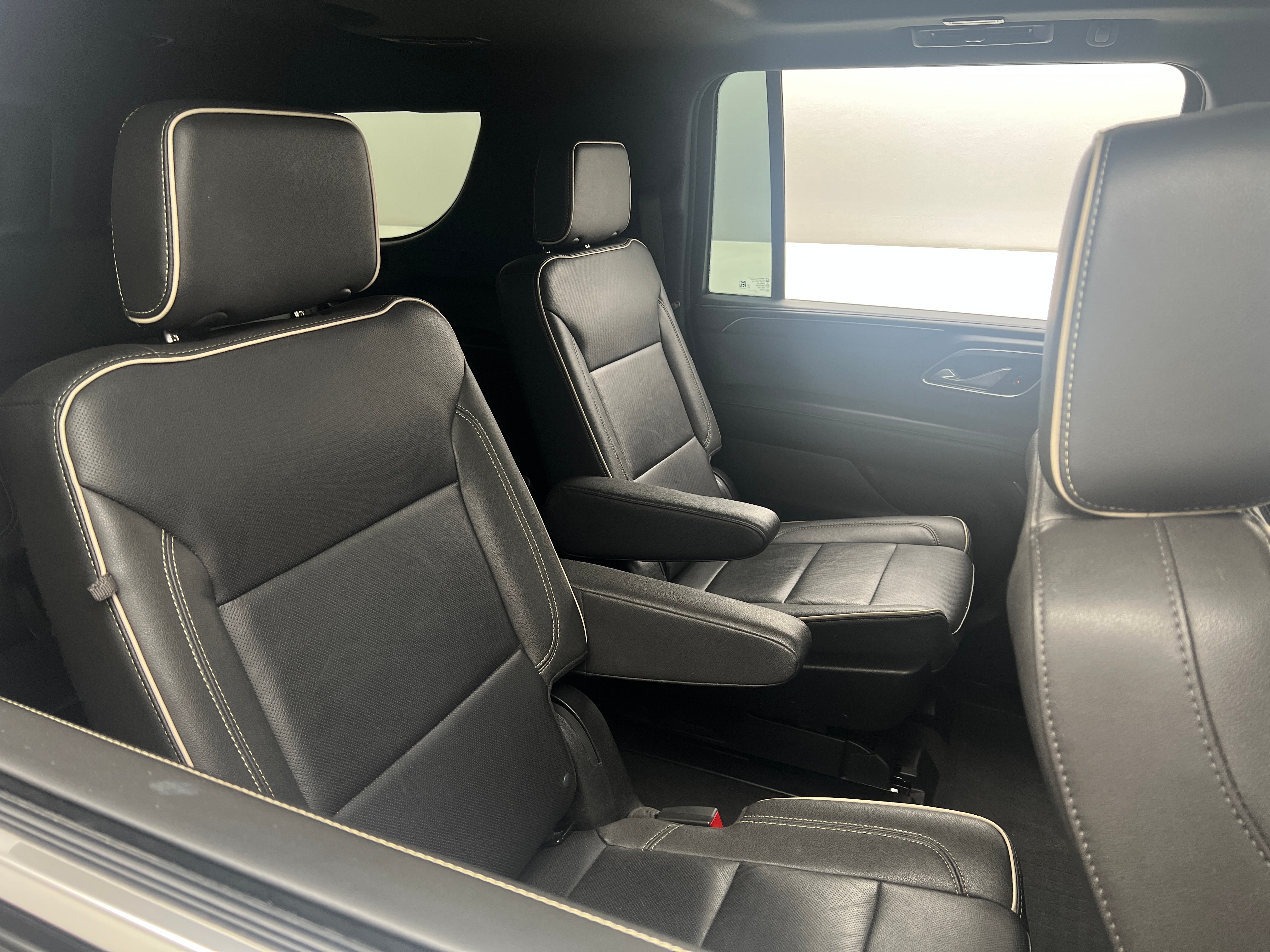 2023 Chevrolet Suburban Premier 5