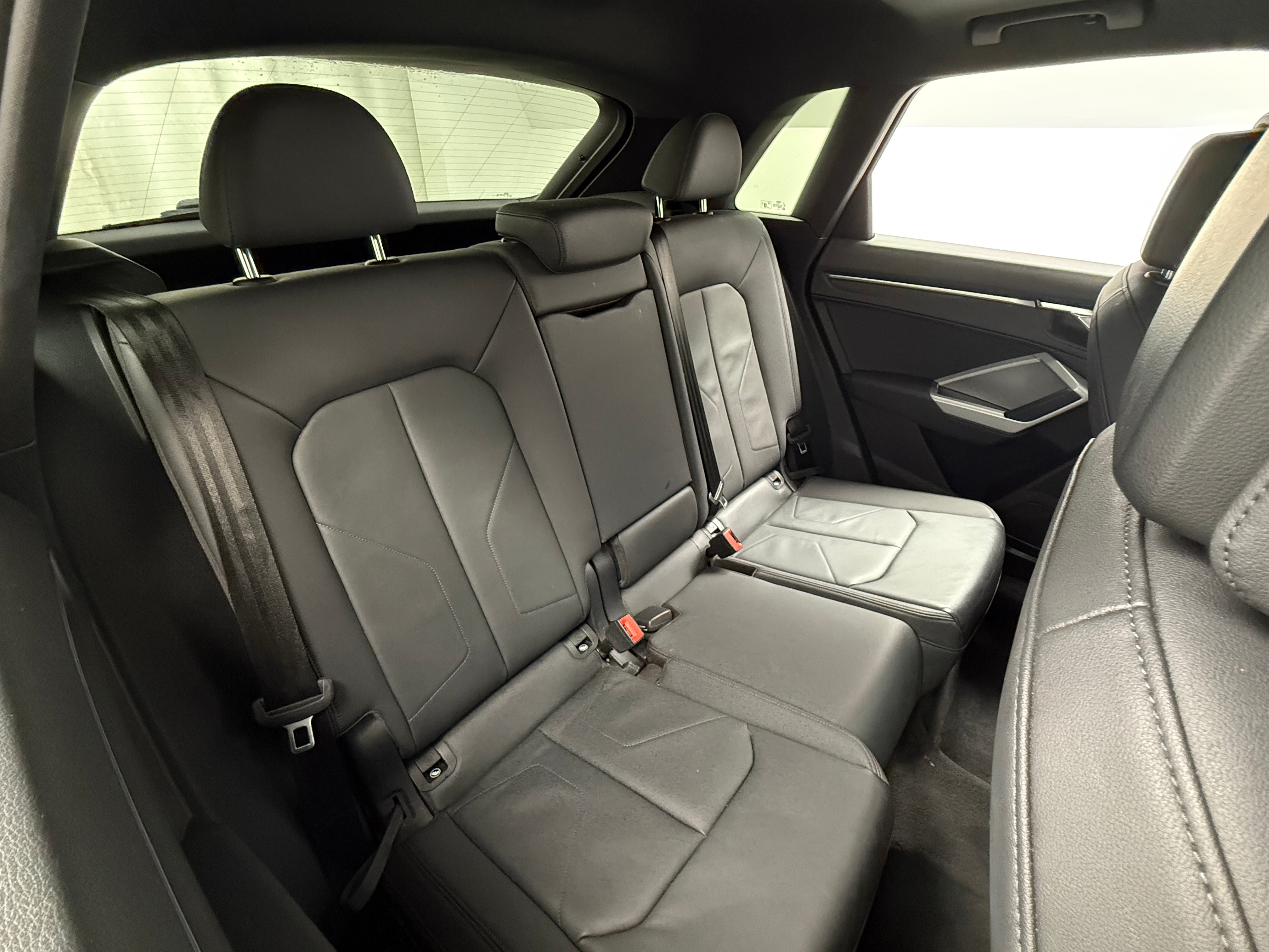 Thumbnail: 2021 Audi Q3 - 5