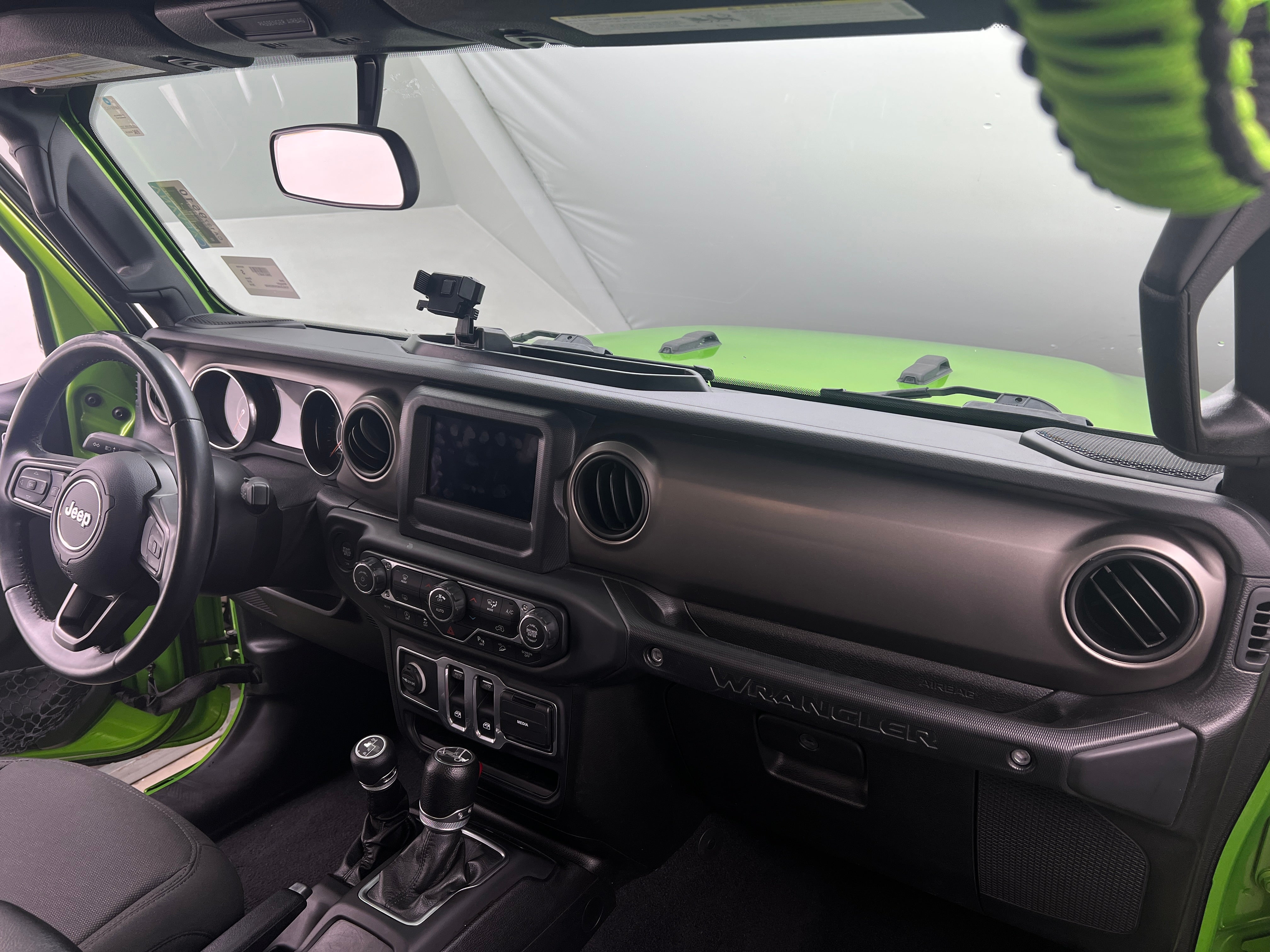 2019 Jeep Wrangler Sport S 3