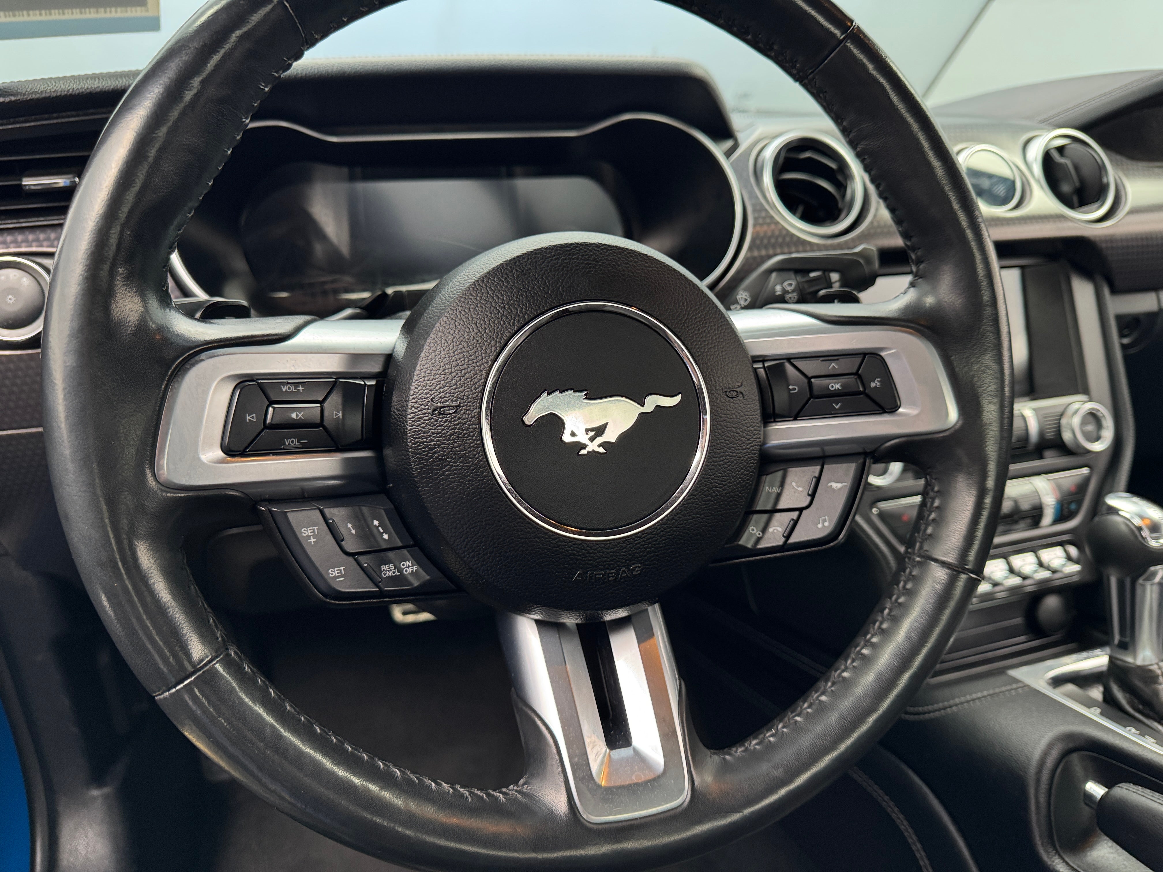 2022 Ford Mustang  3