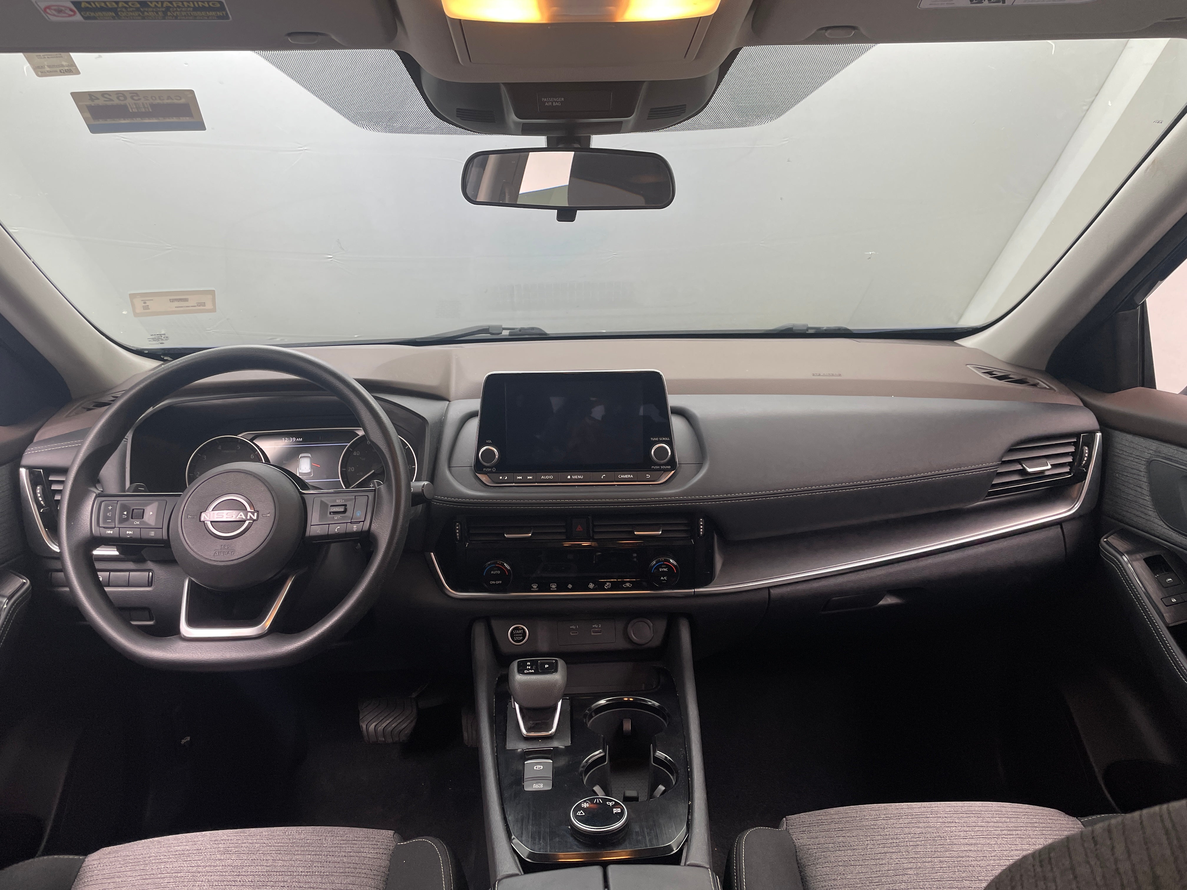 2022 Nissan Rogue SV 3