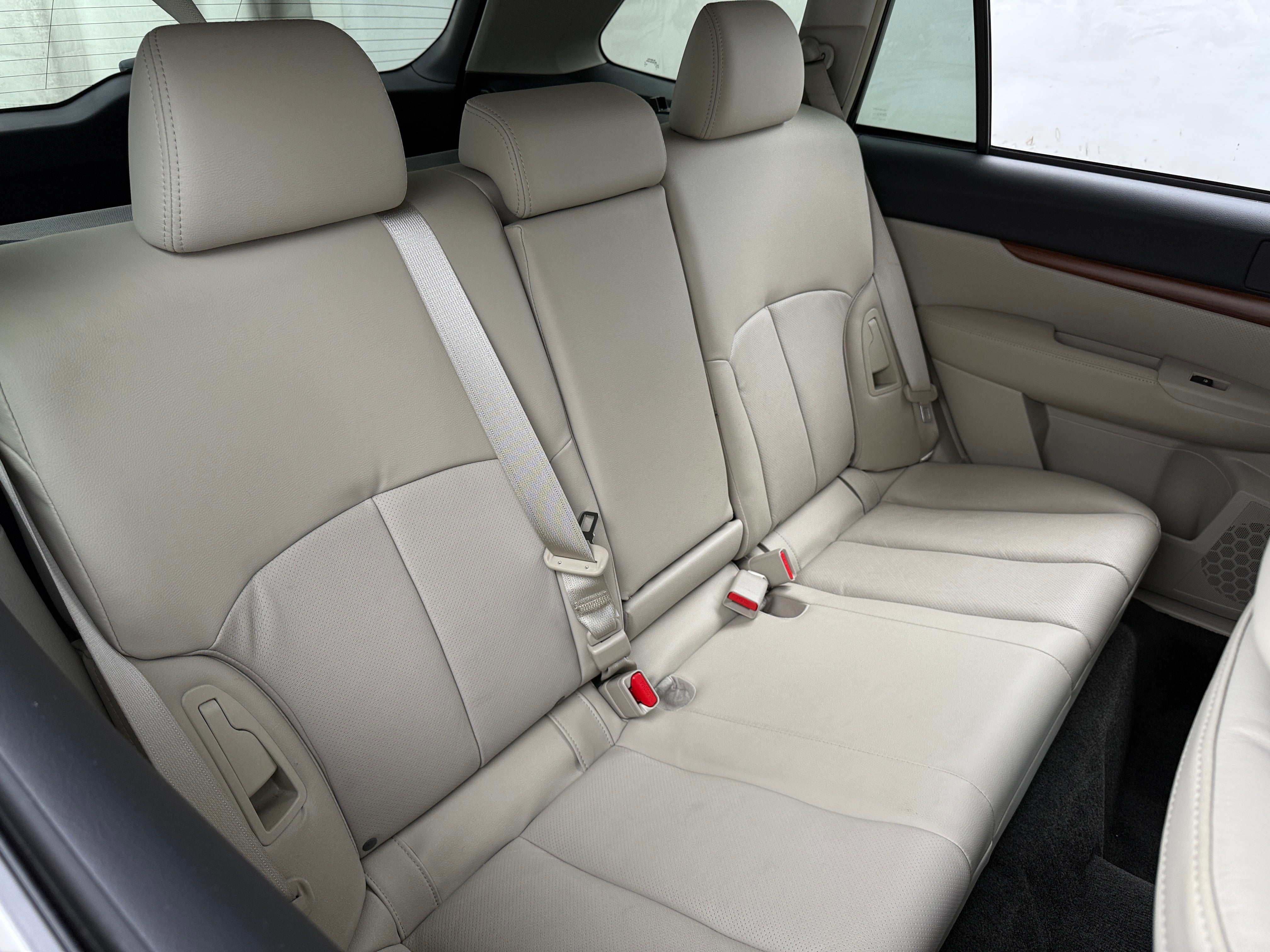 2013 Subaru Outback 3.6R Limited 5