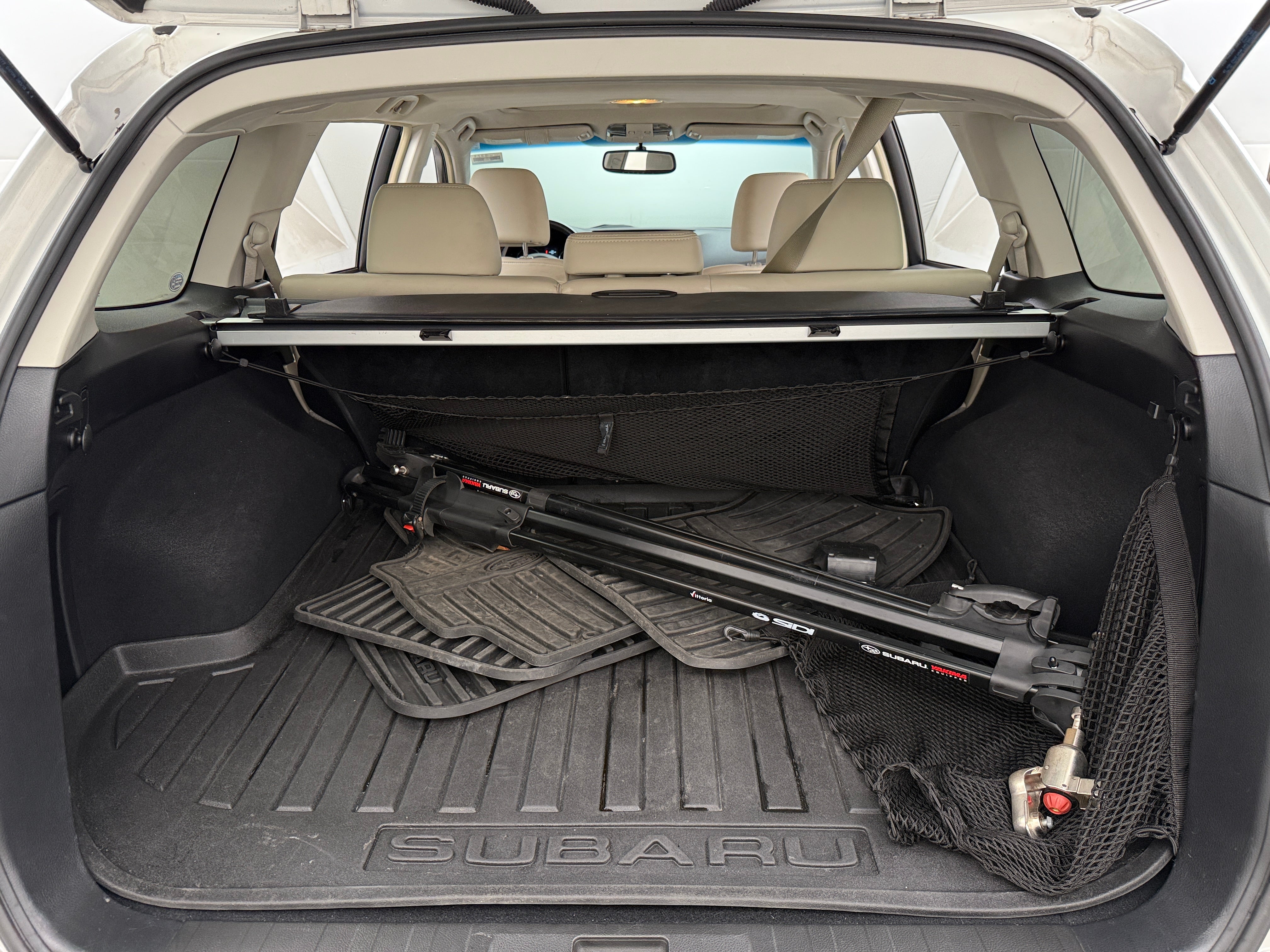 2013 Subaru Outback 3.6R Limited 6
