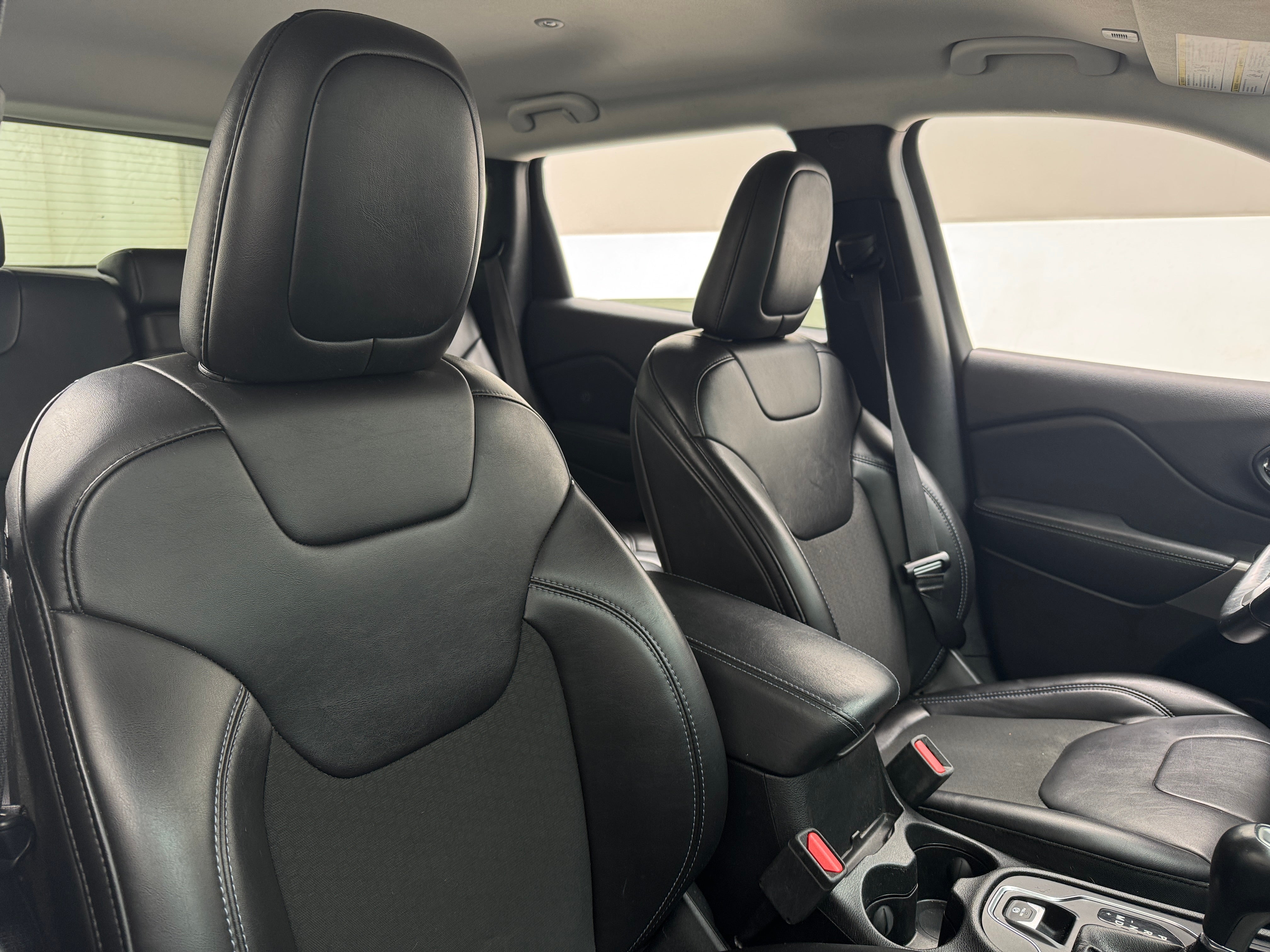2019 Jeep Cherokee Latitude 2