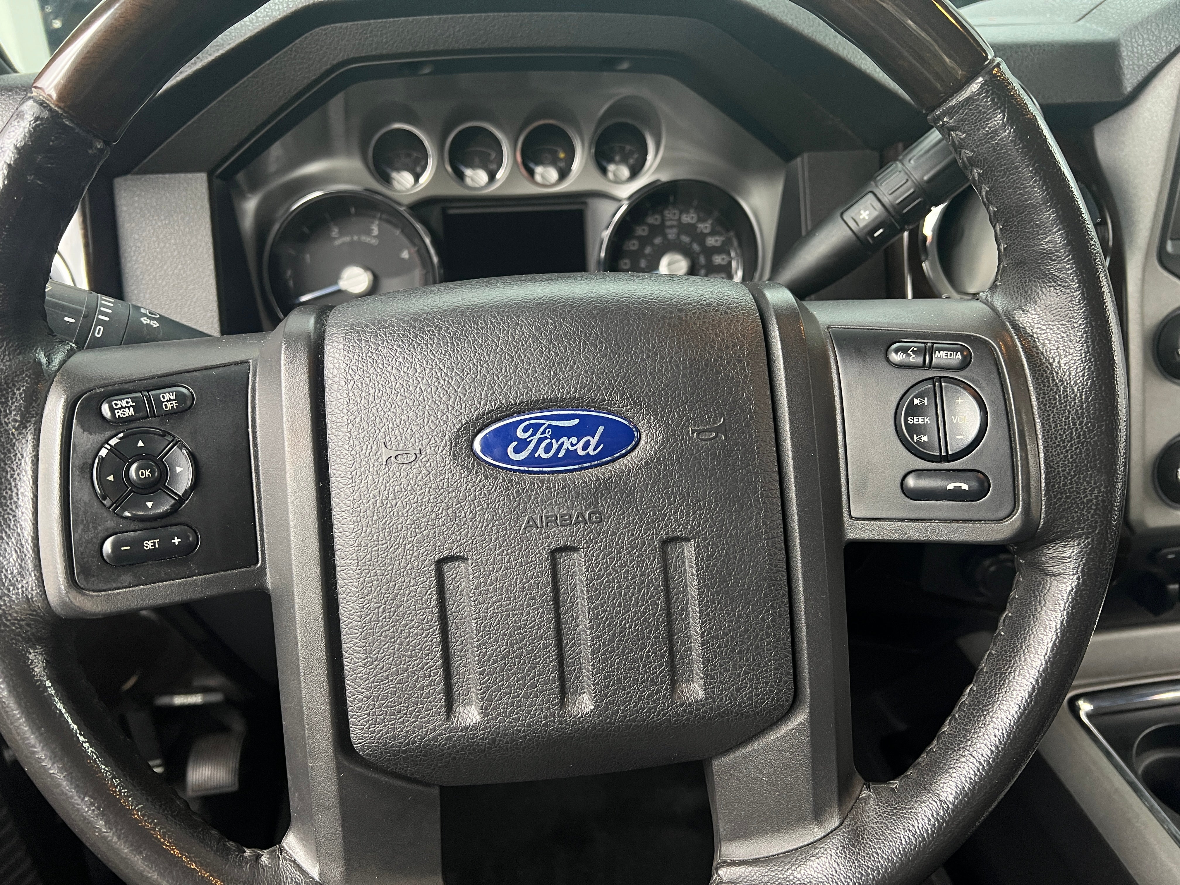 2013 Ford Econoline E-350 4