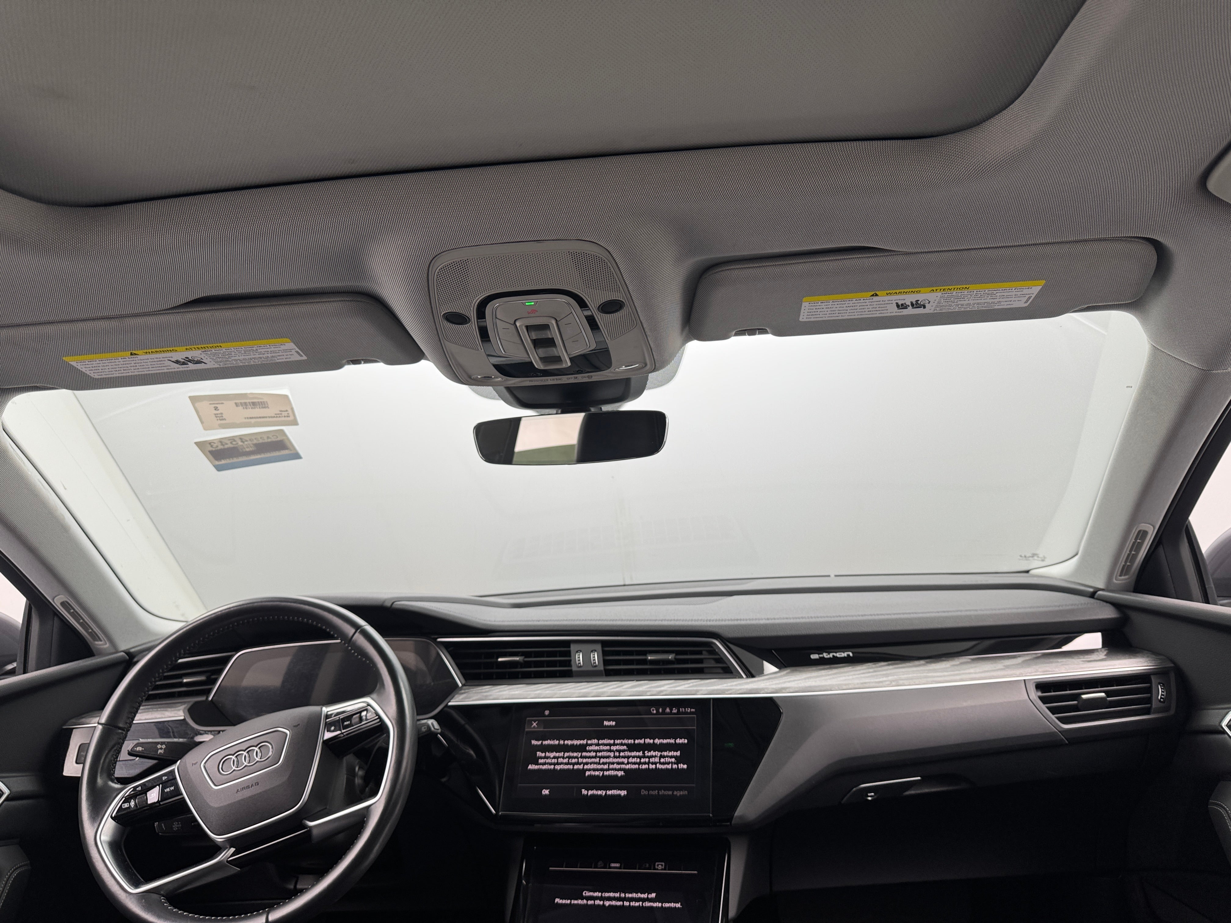 2021 Audi e-tron Premium 3
