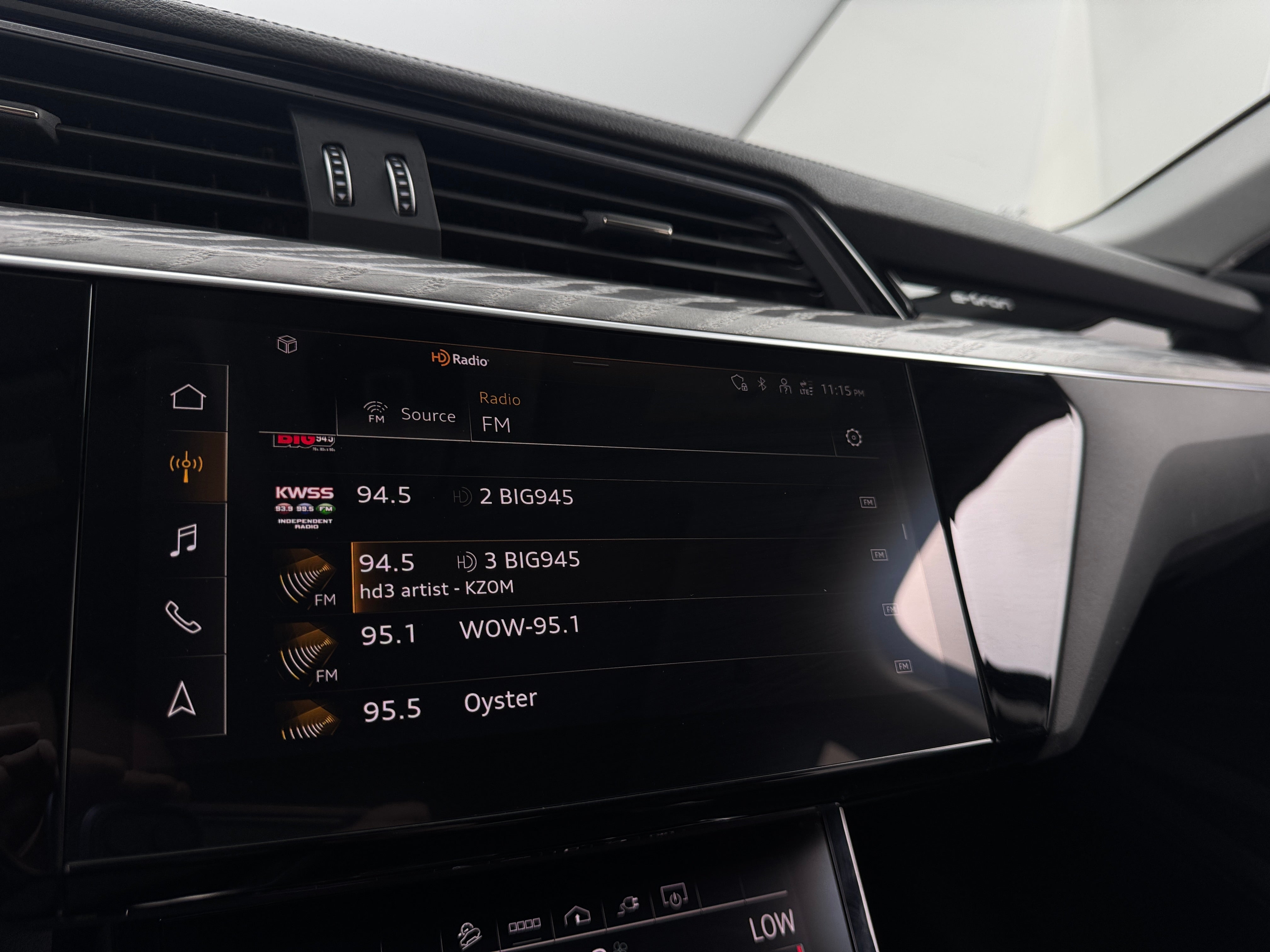 2021 Audi e-tron Premium 4