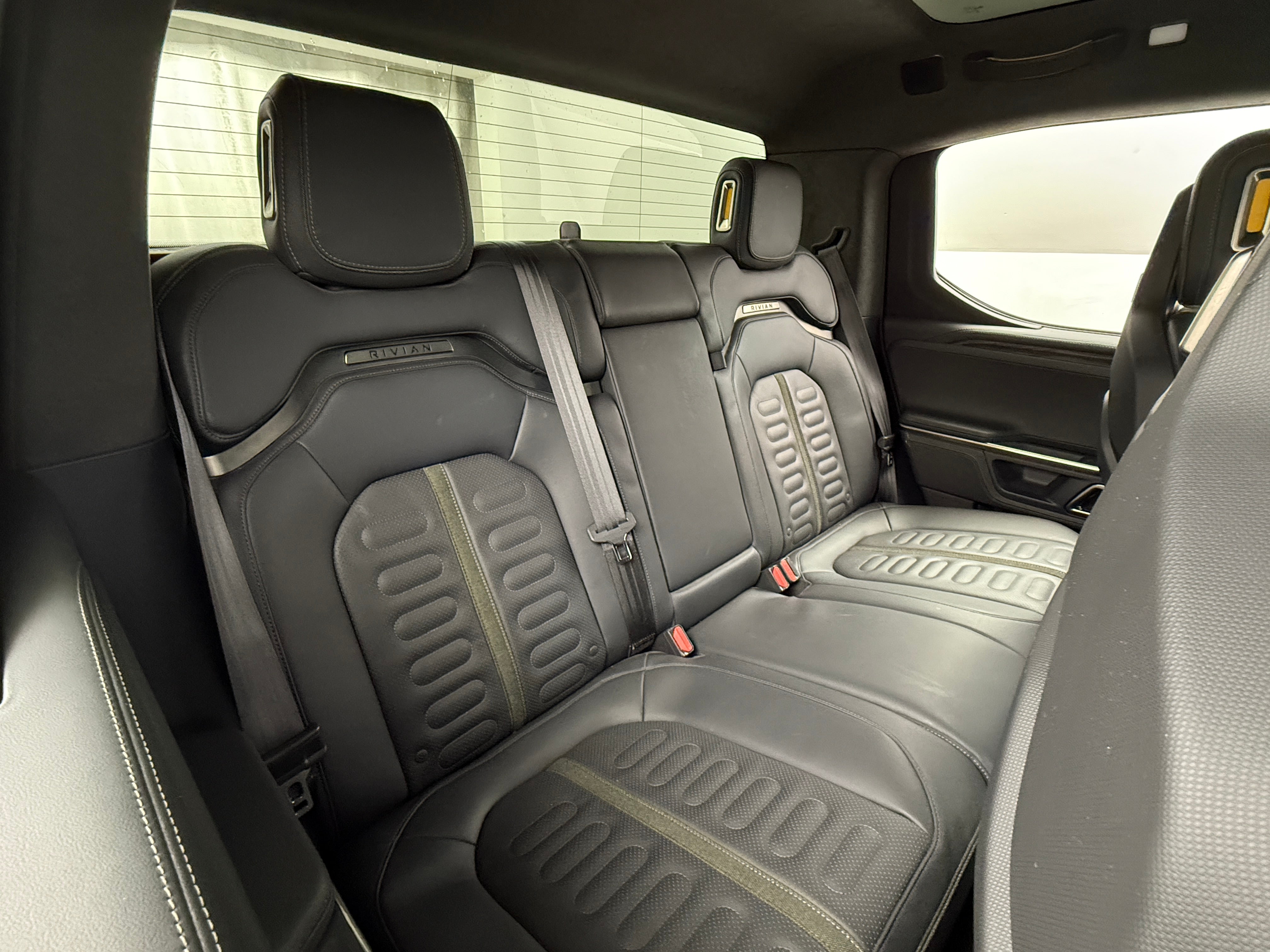 2022 Rivian R1T Adventure 5