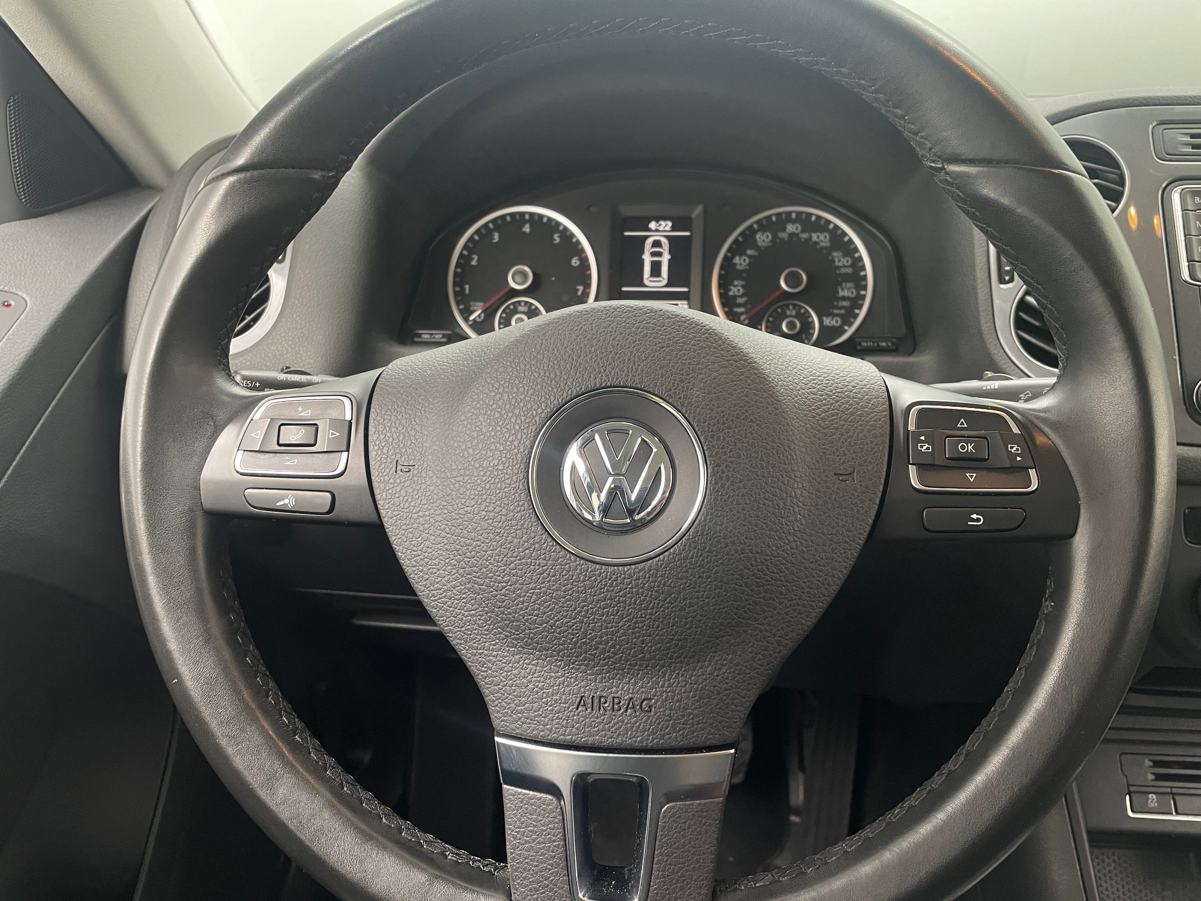 2017 Volkswagen Tiguan Sport 4