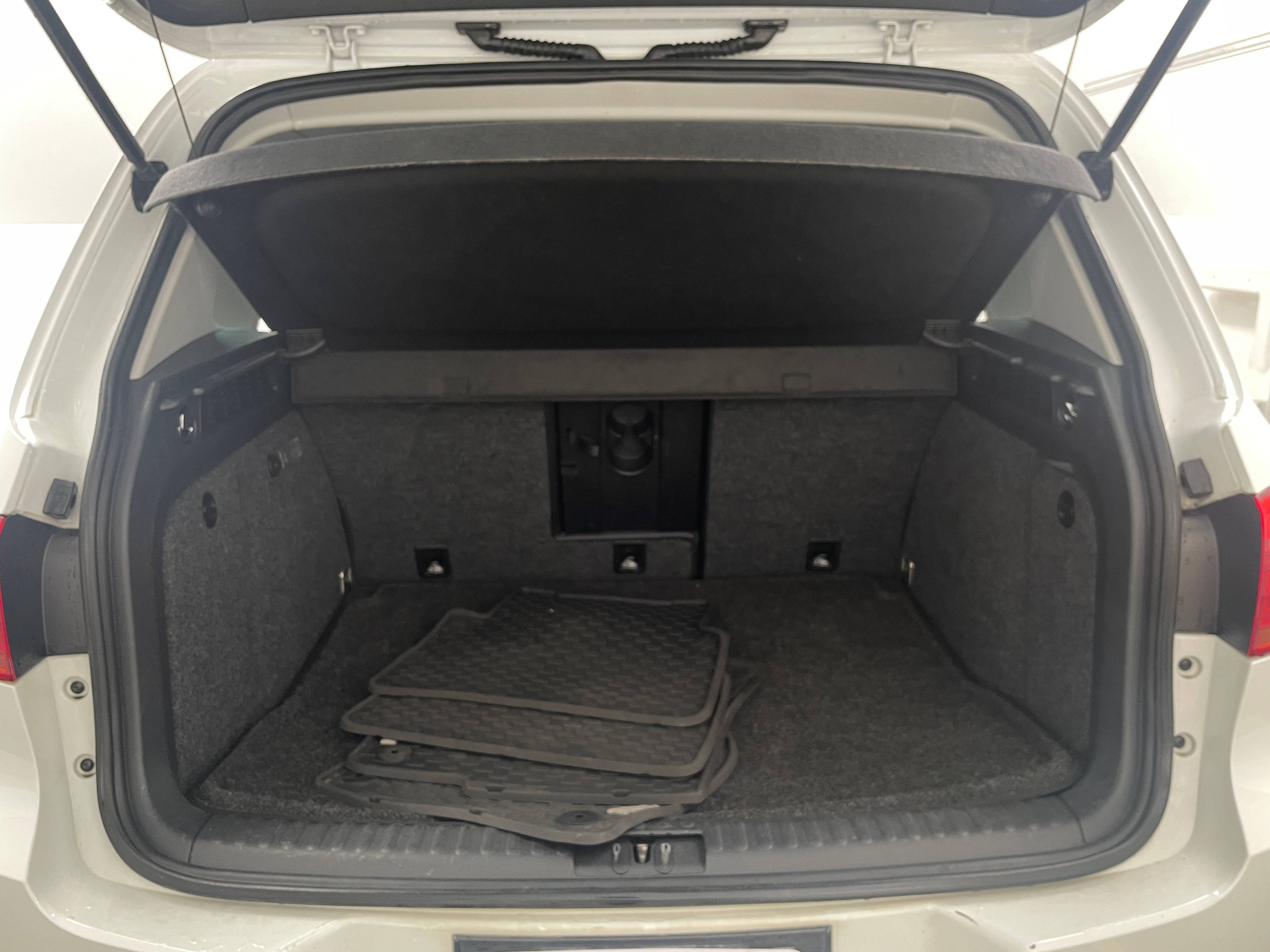 2017 Volkswagen Tiguan Sport 6