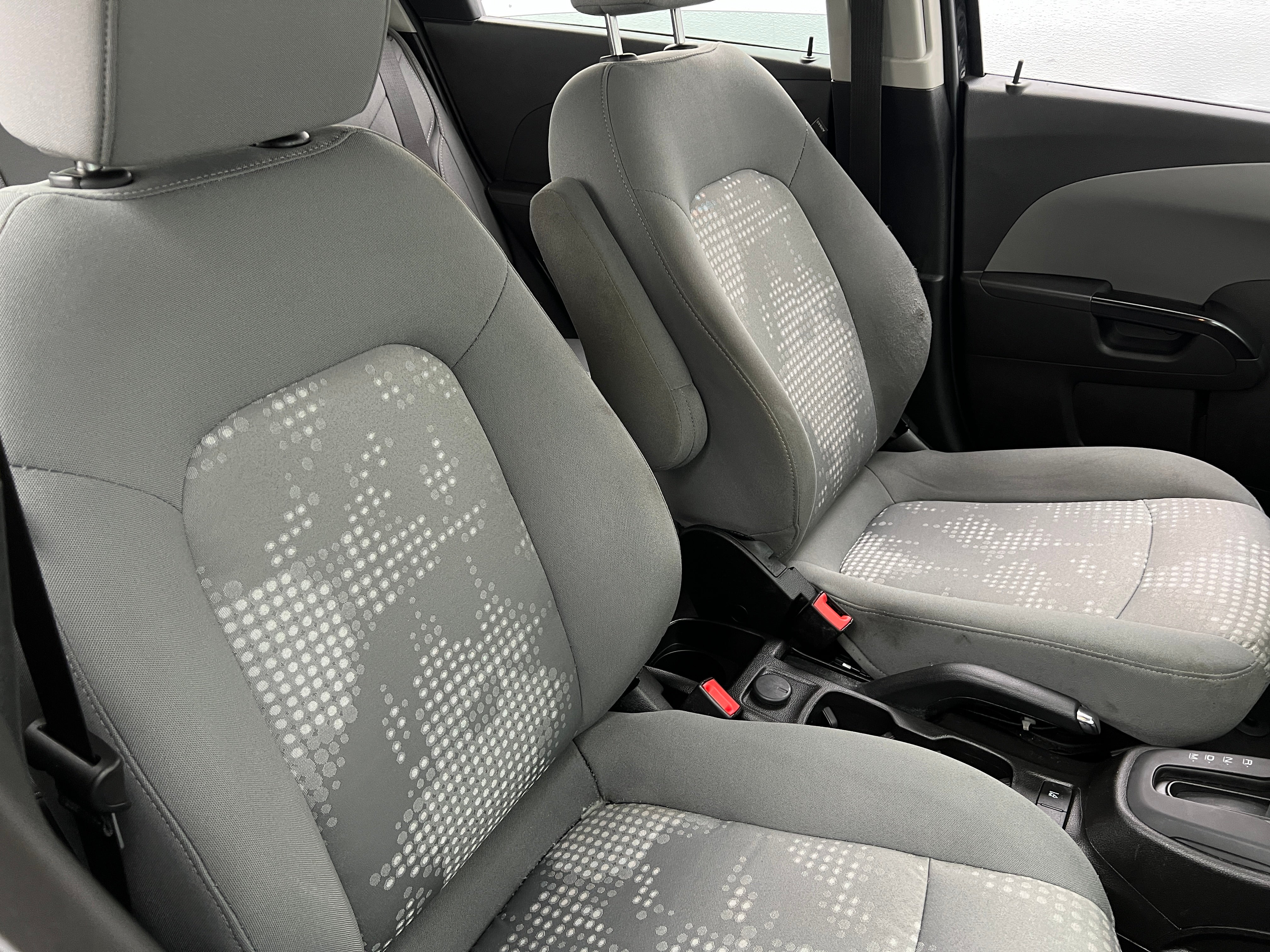 2020 Chevrolet Sonic LT 2