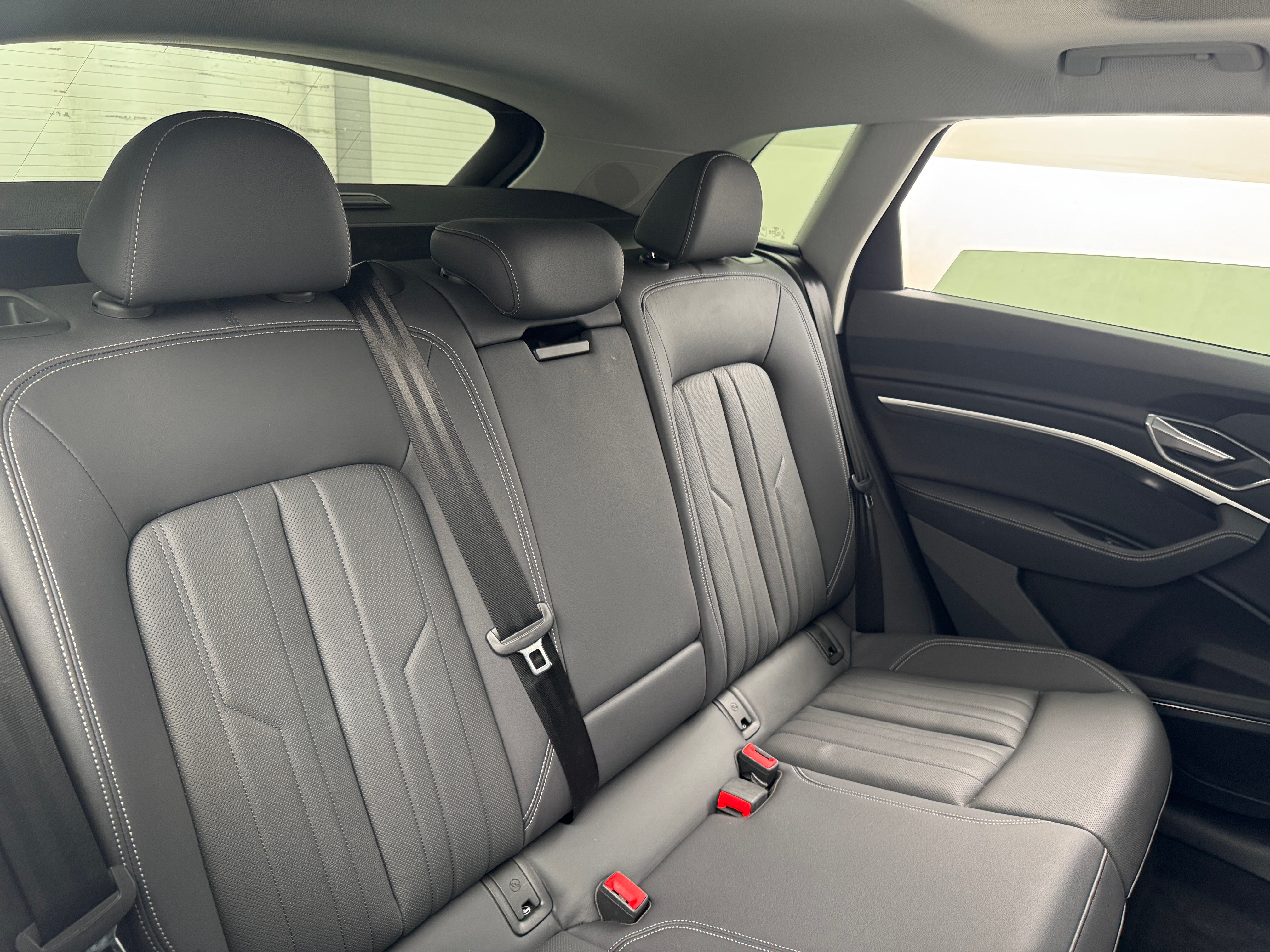 2021 Audi e-tron Premium Plus 5
