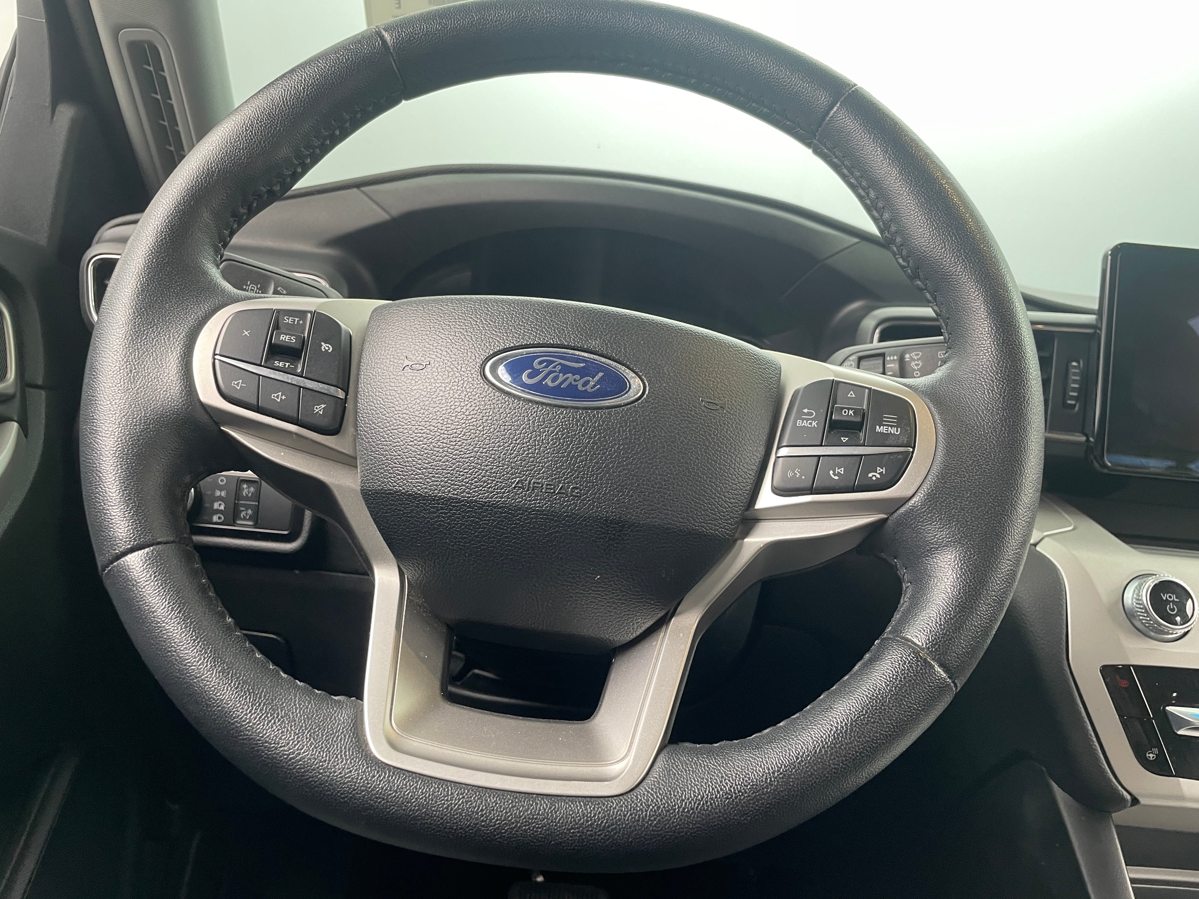 2024 Ford Explorer XLT 5