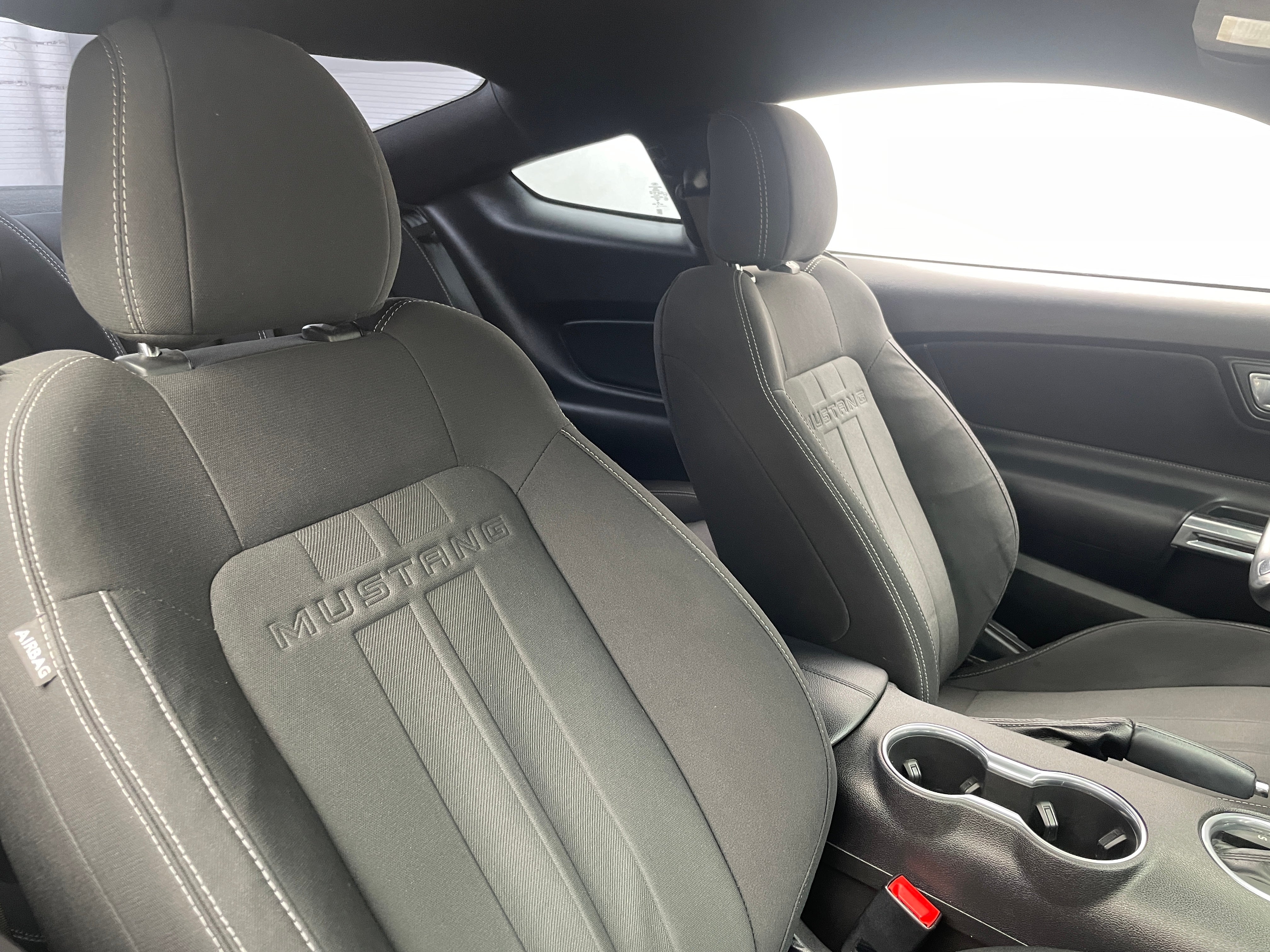 2019 Ford Mustang  2