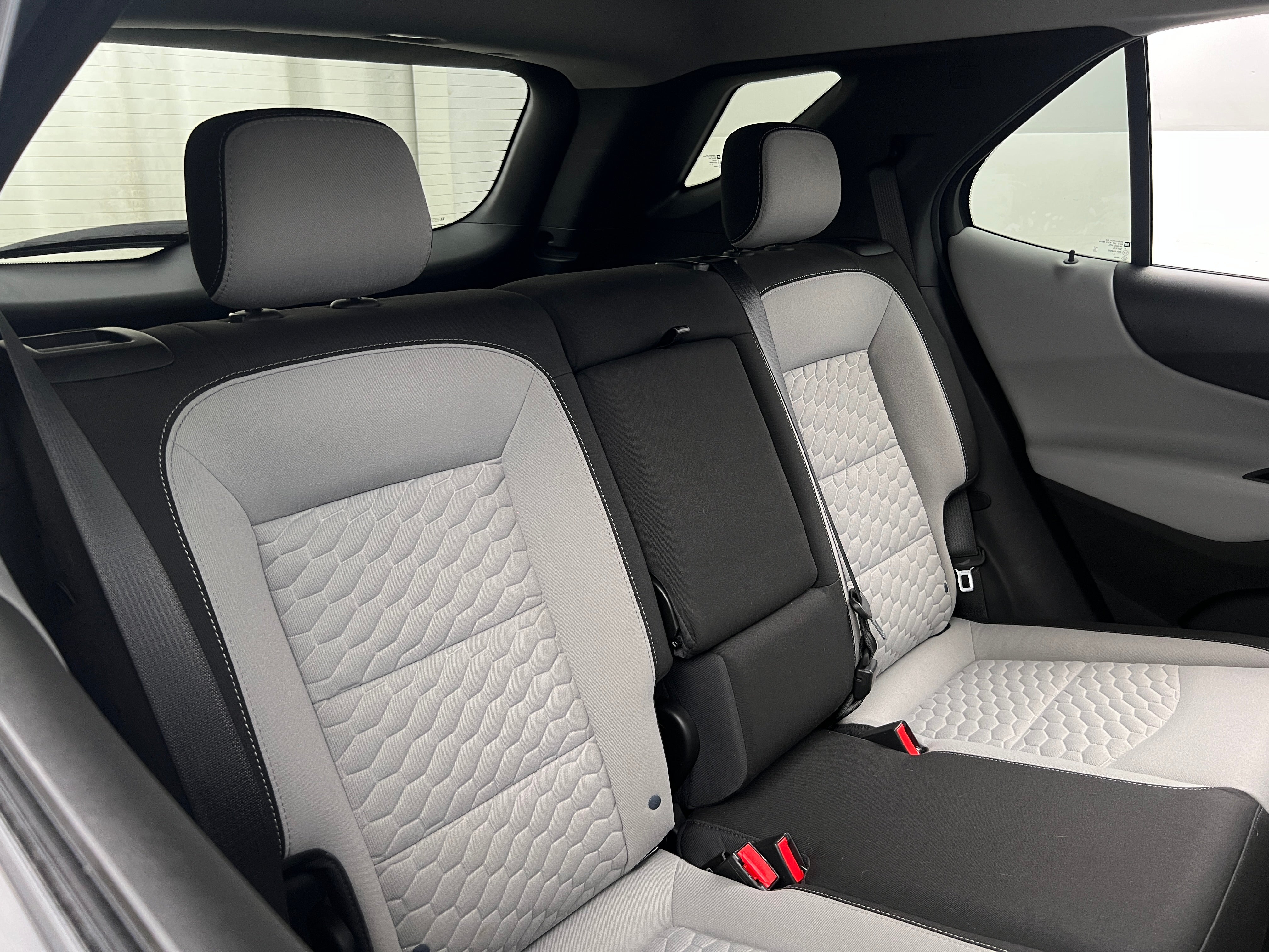 2020 Chevrolet Equinox LS 6