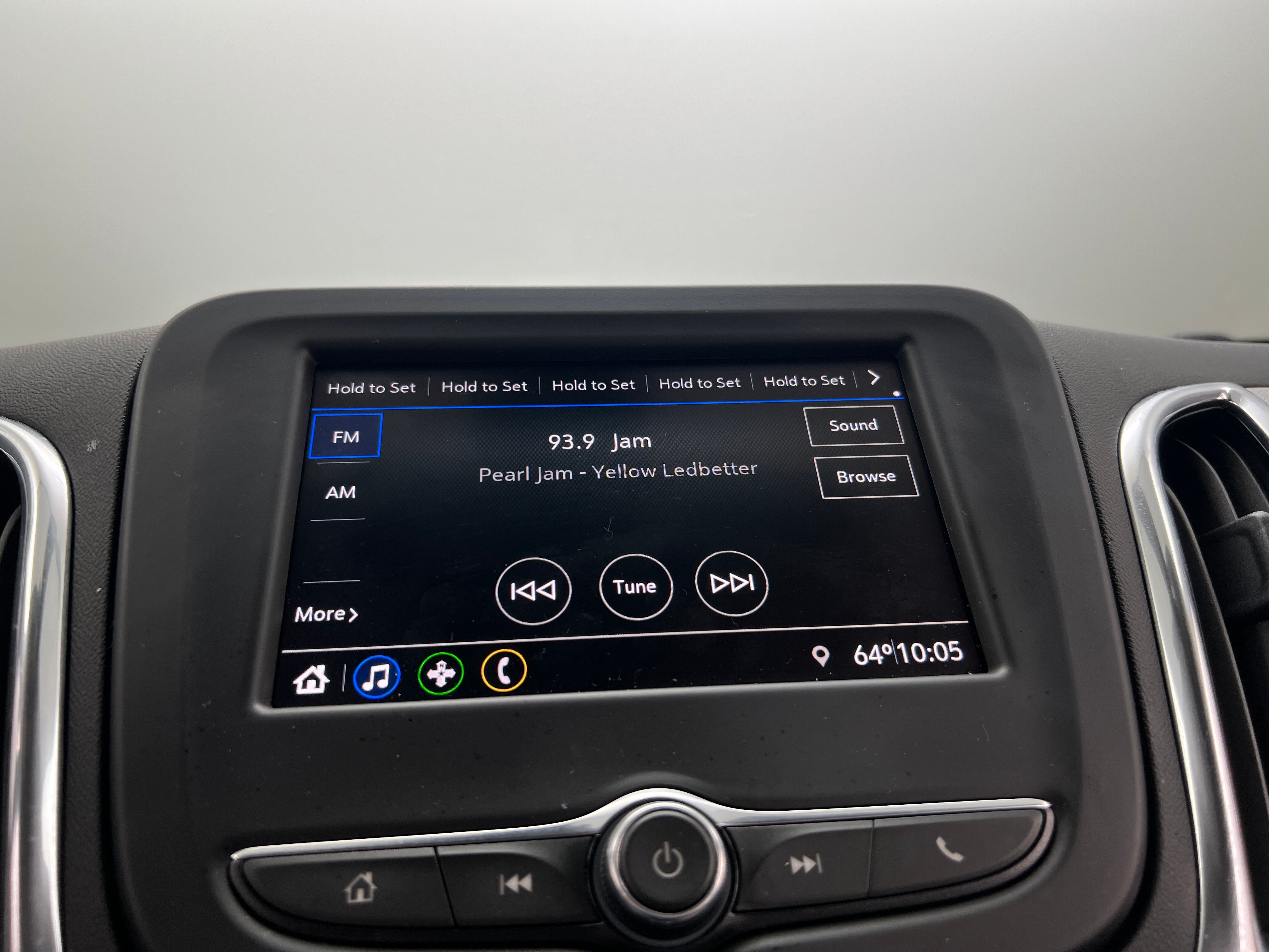 2020 Chevrolet Equinox LS 4
