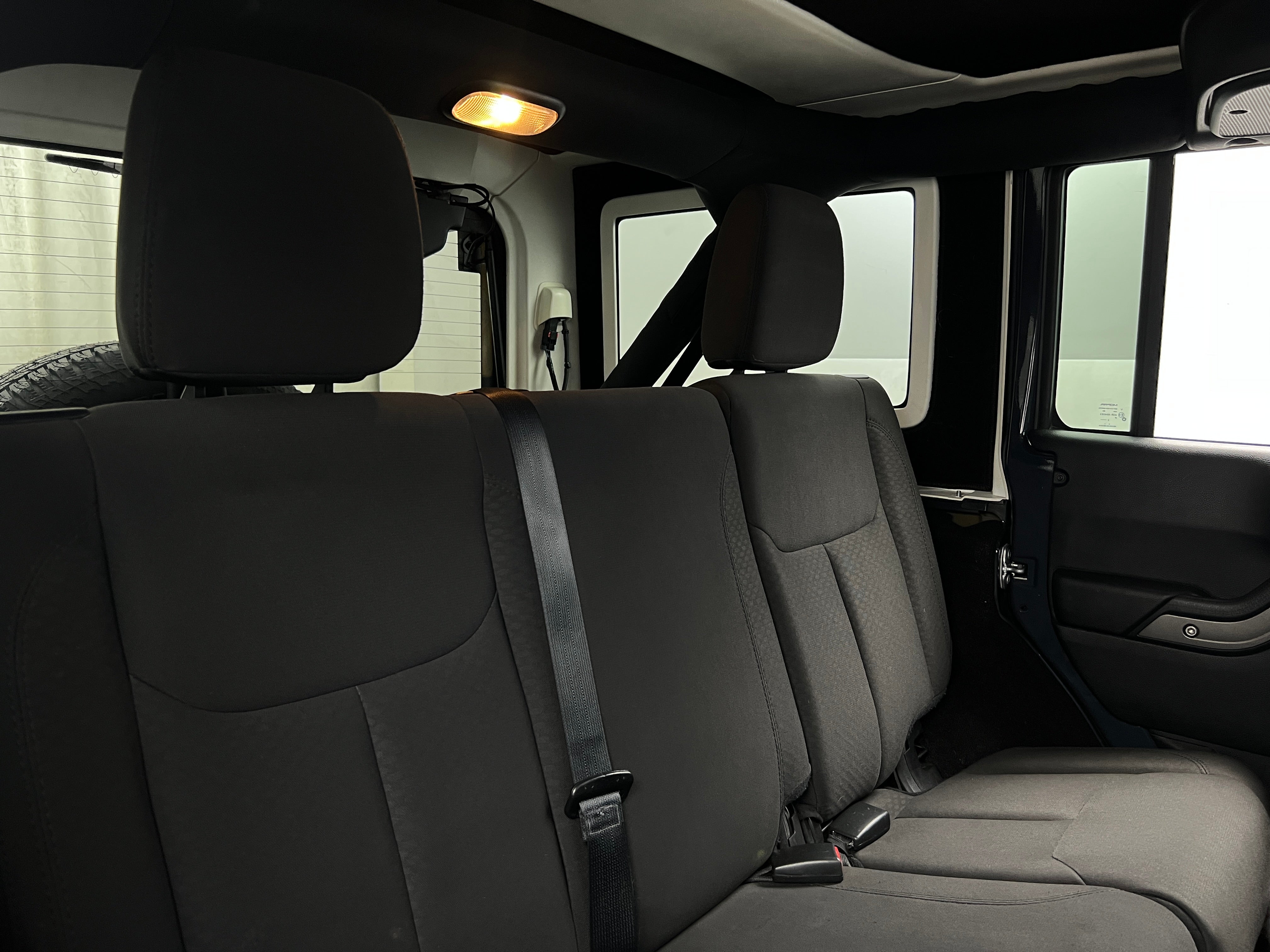 2016 Jeep Wrangler Unlimited Sport 6