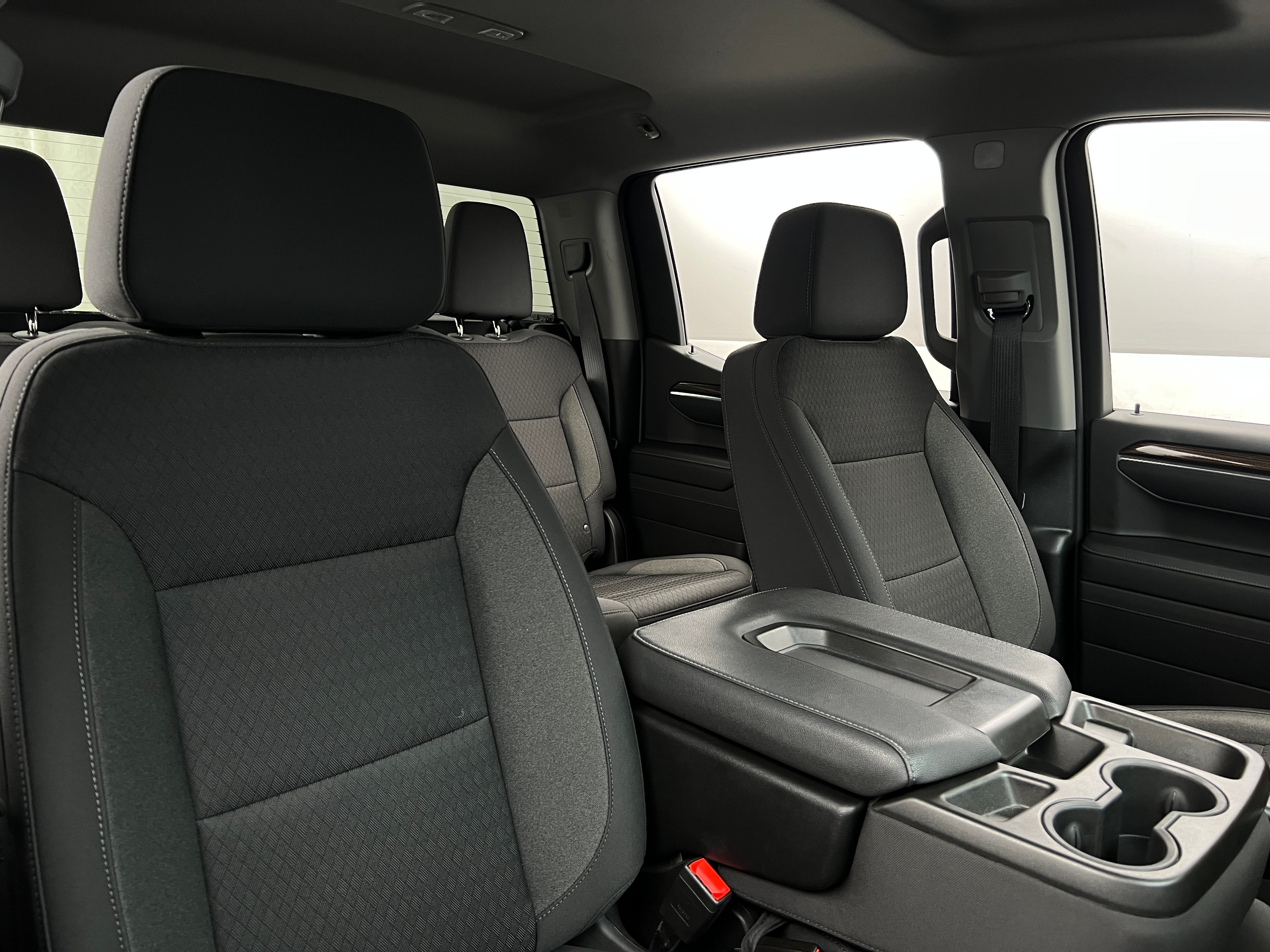 2022 Chevrolet Silverado 1500 LT 2
