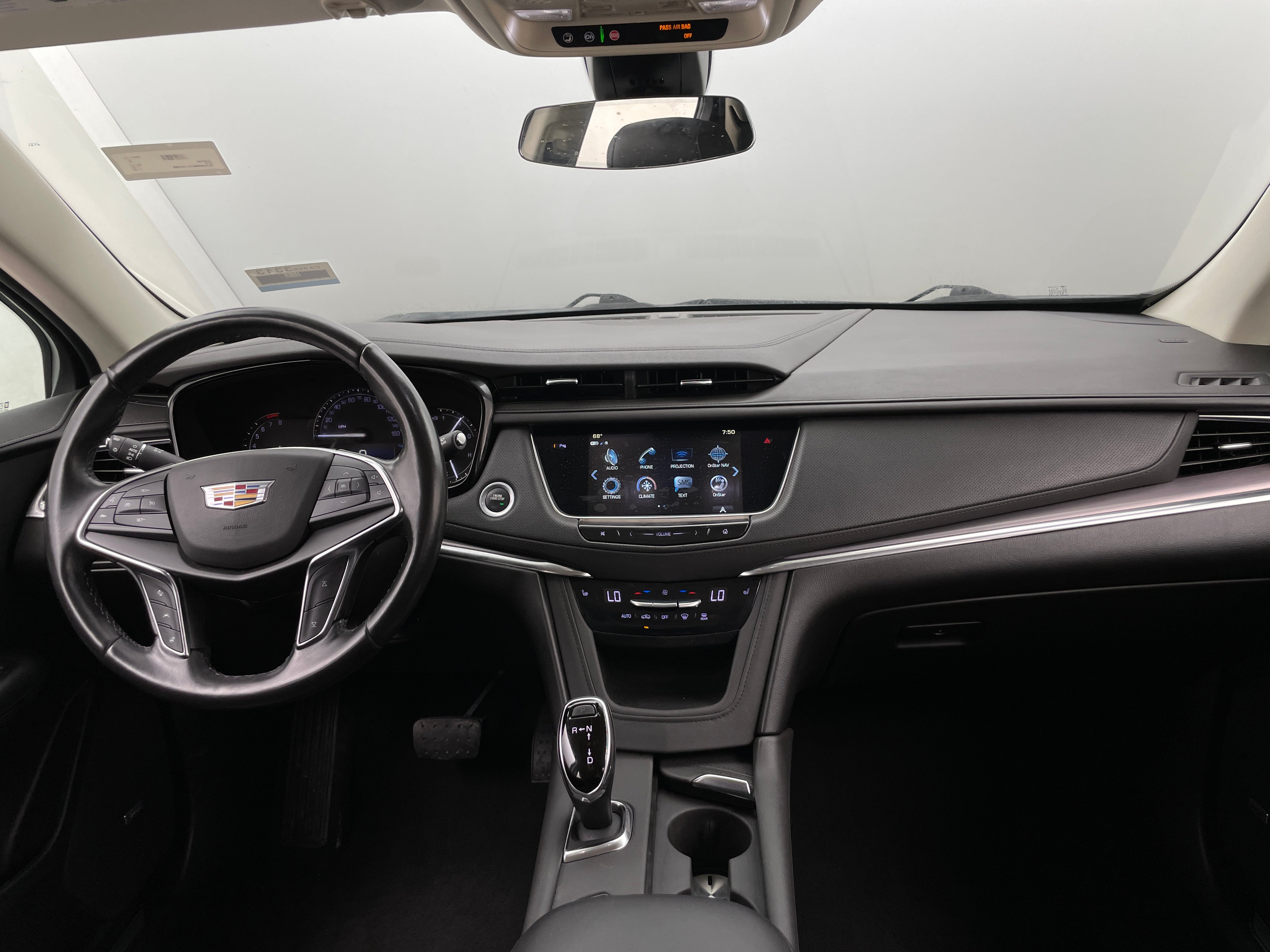 2019 Cadillac XT5 Luxury 2