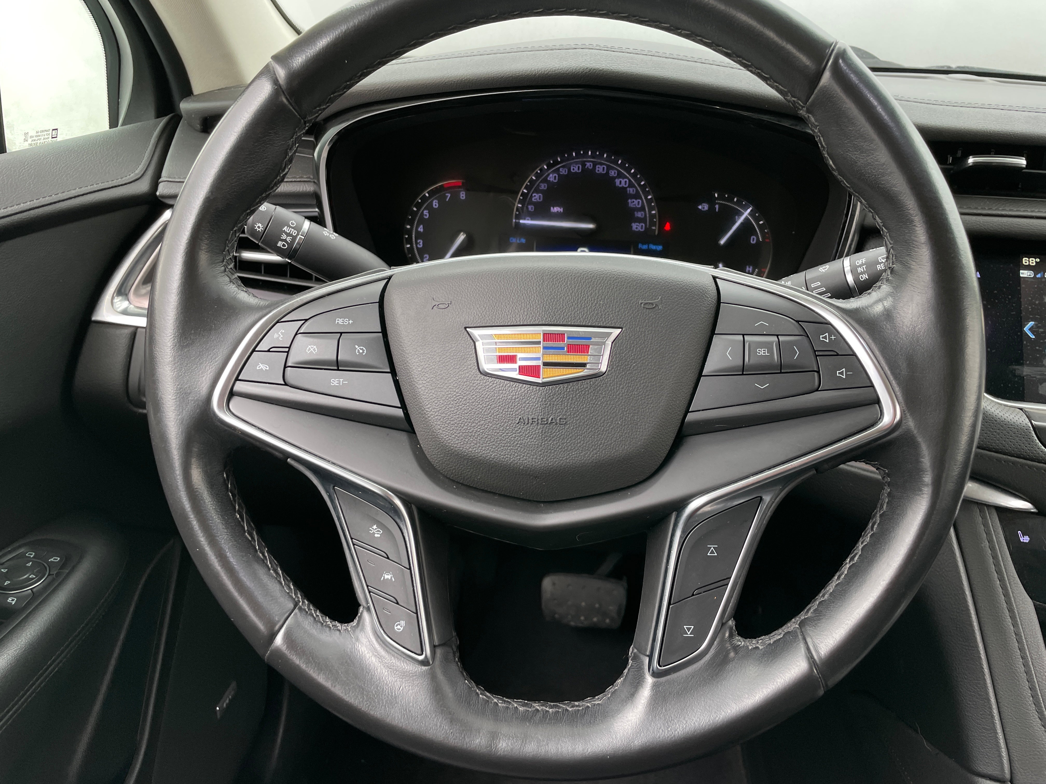 2019 Cadillac XT5 Luxury 4