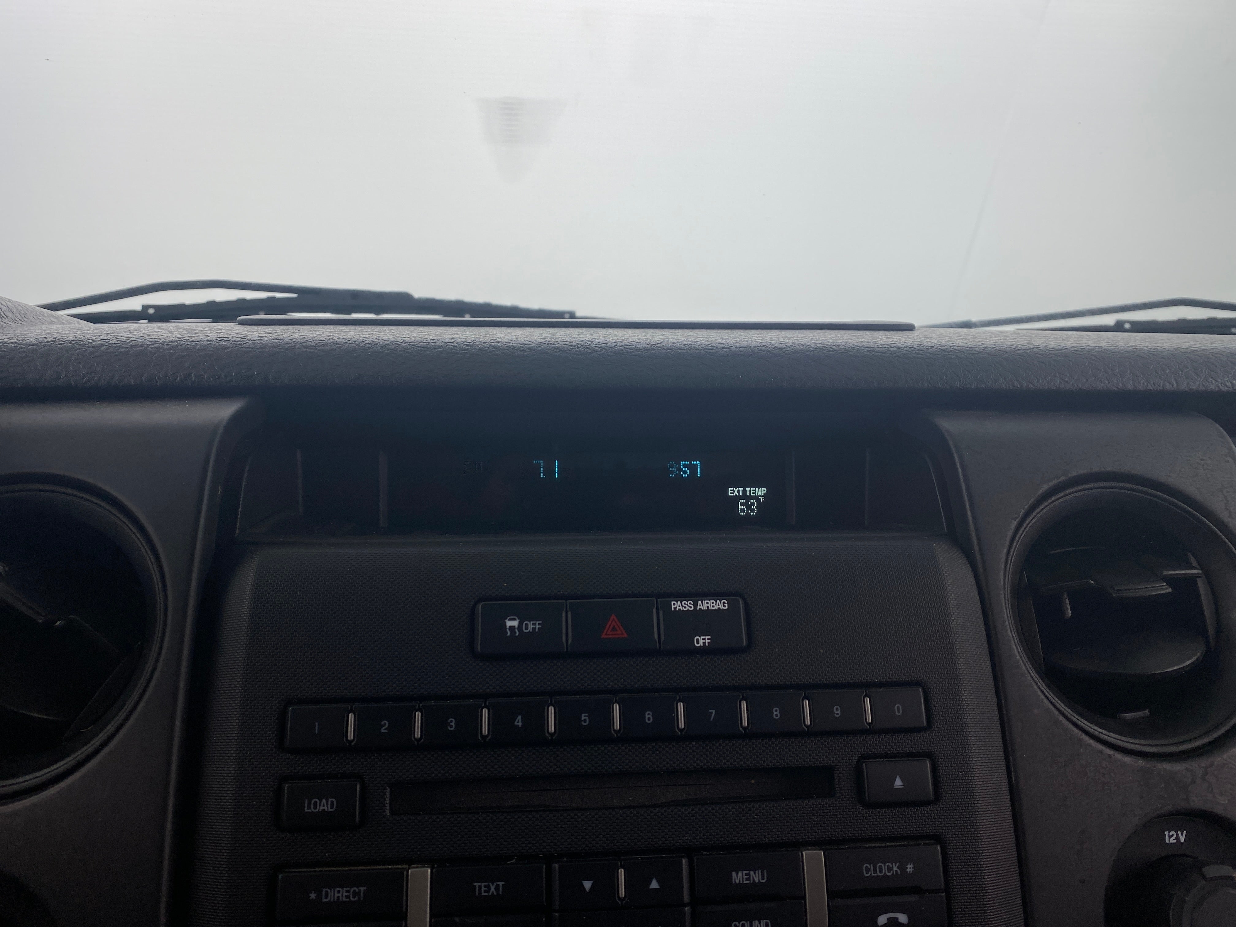 2011 Ford Econoline E-150 4
