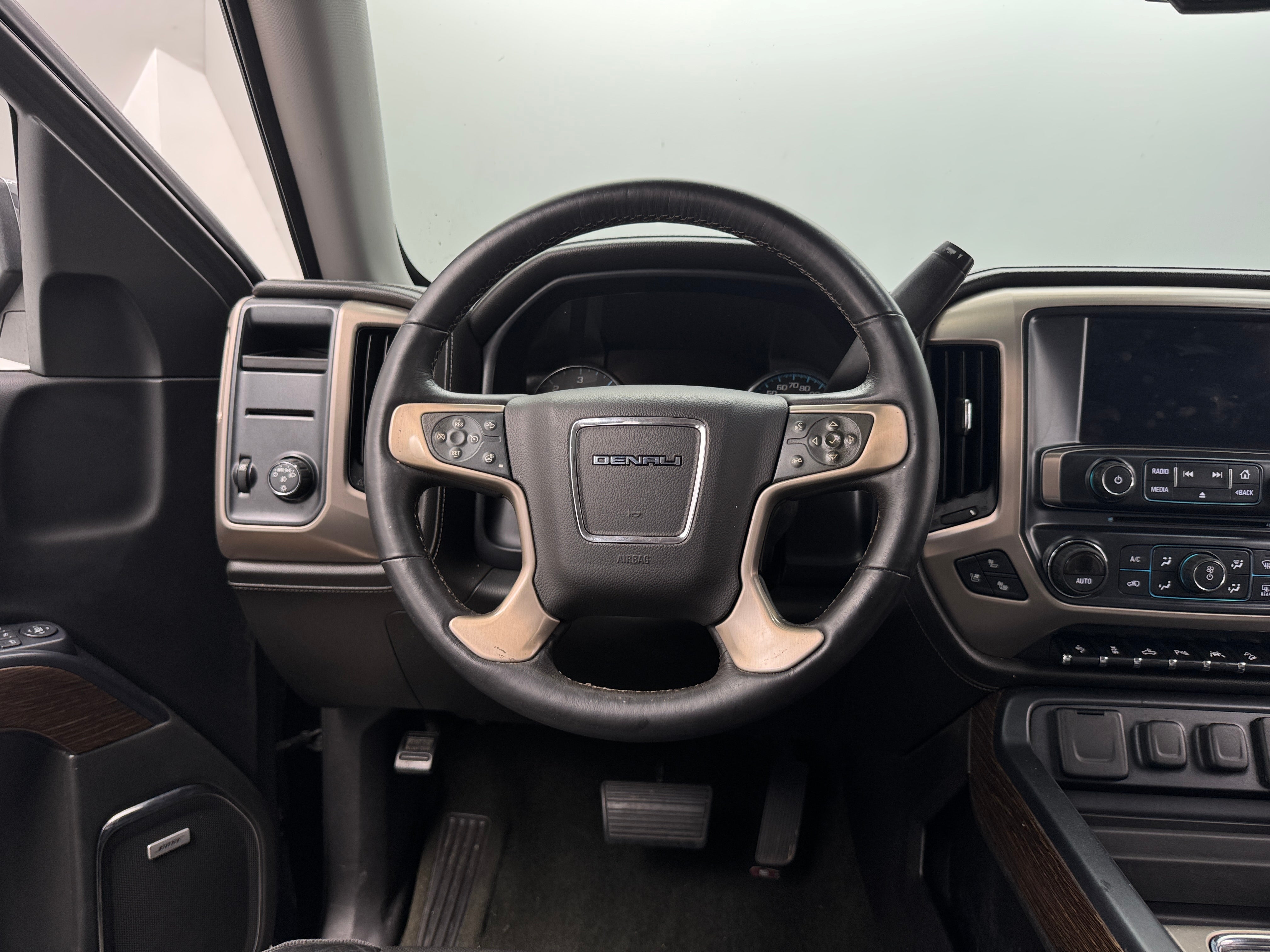 2017 GMC Sierra 1500 Denali 4
