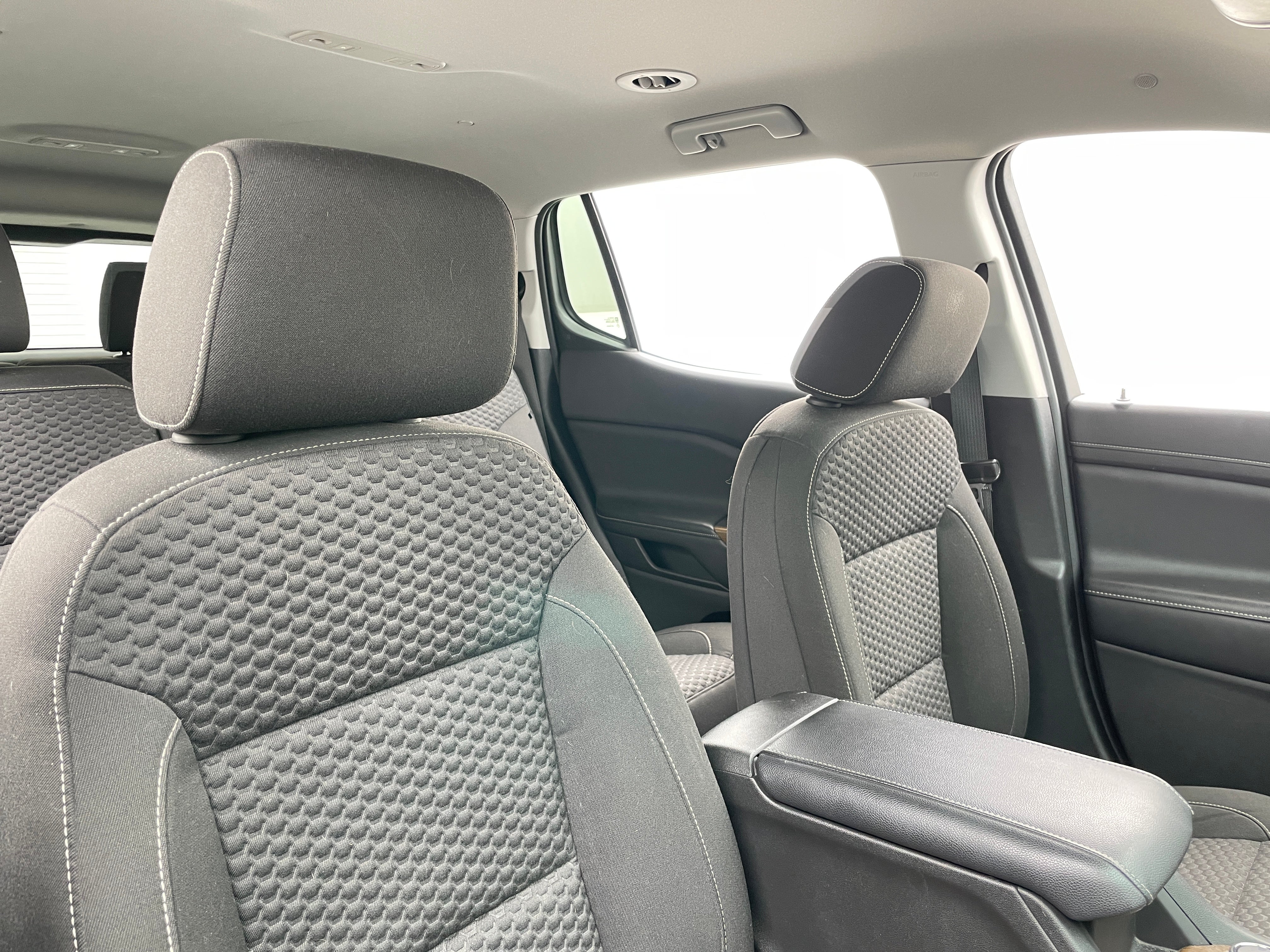 2019 GMC Acadia SLE 2