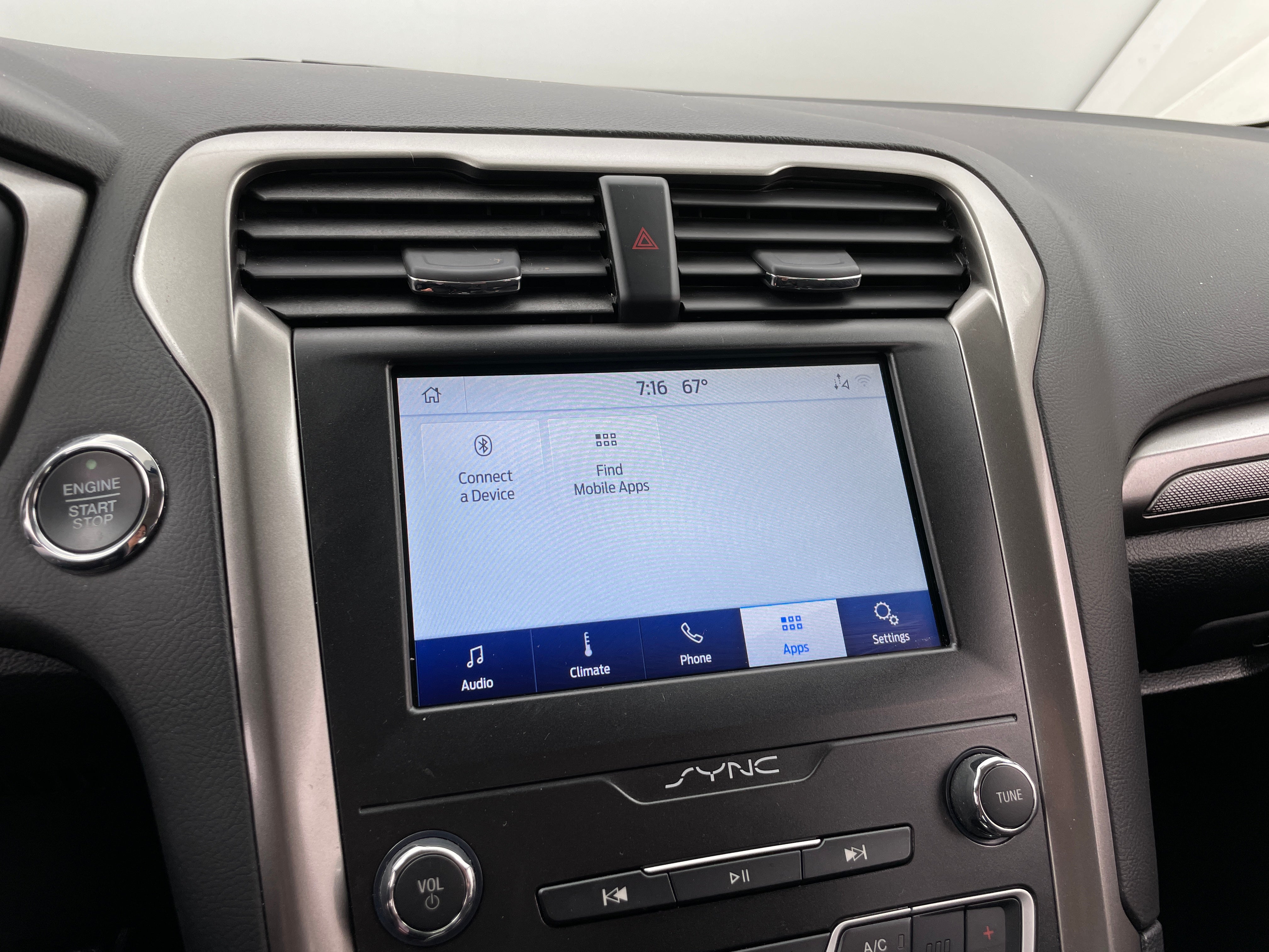 2019 Ford Fusion SE 4