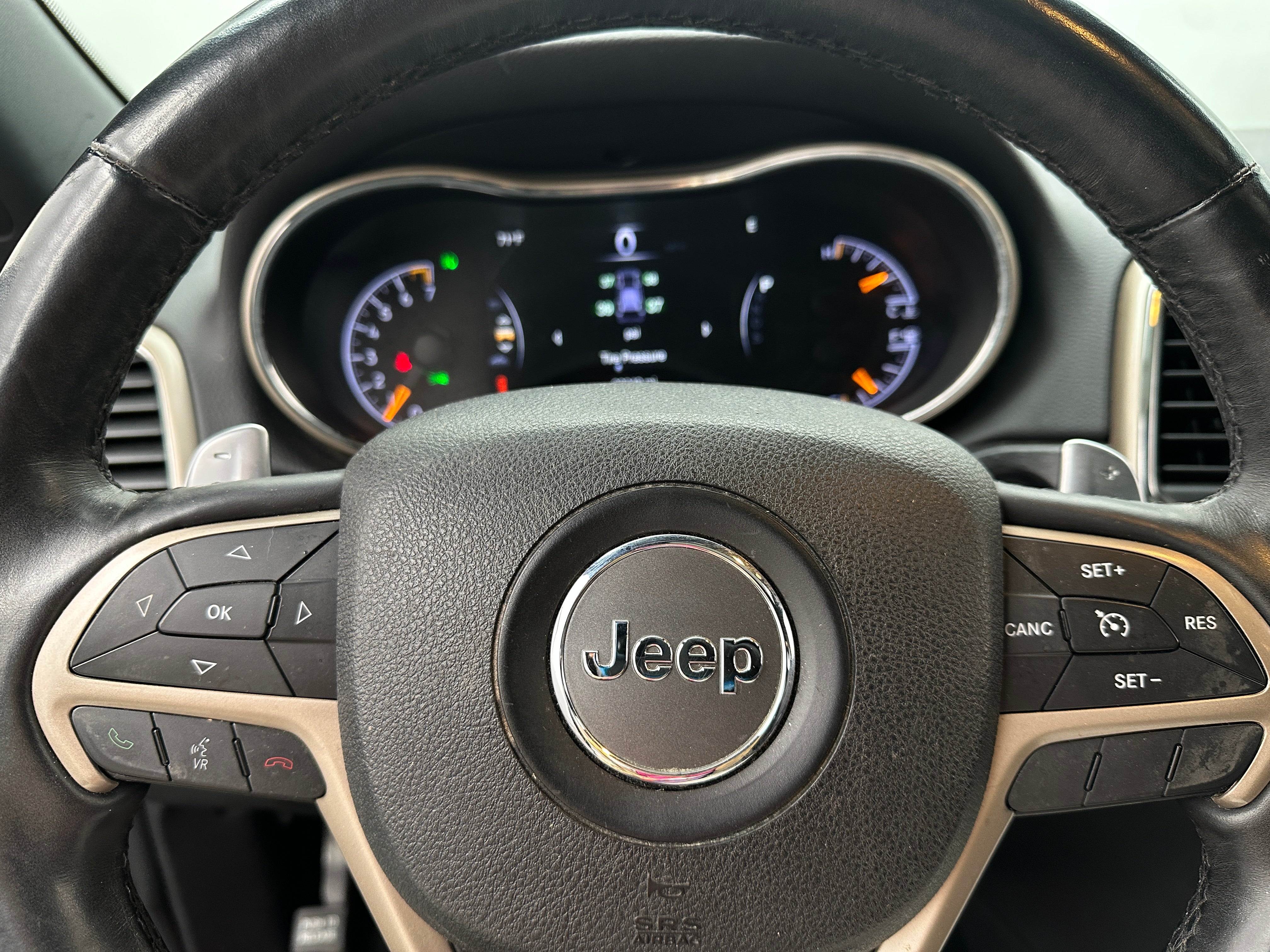 2015 Jeep Grand Cherokee Limited Edition 4