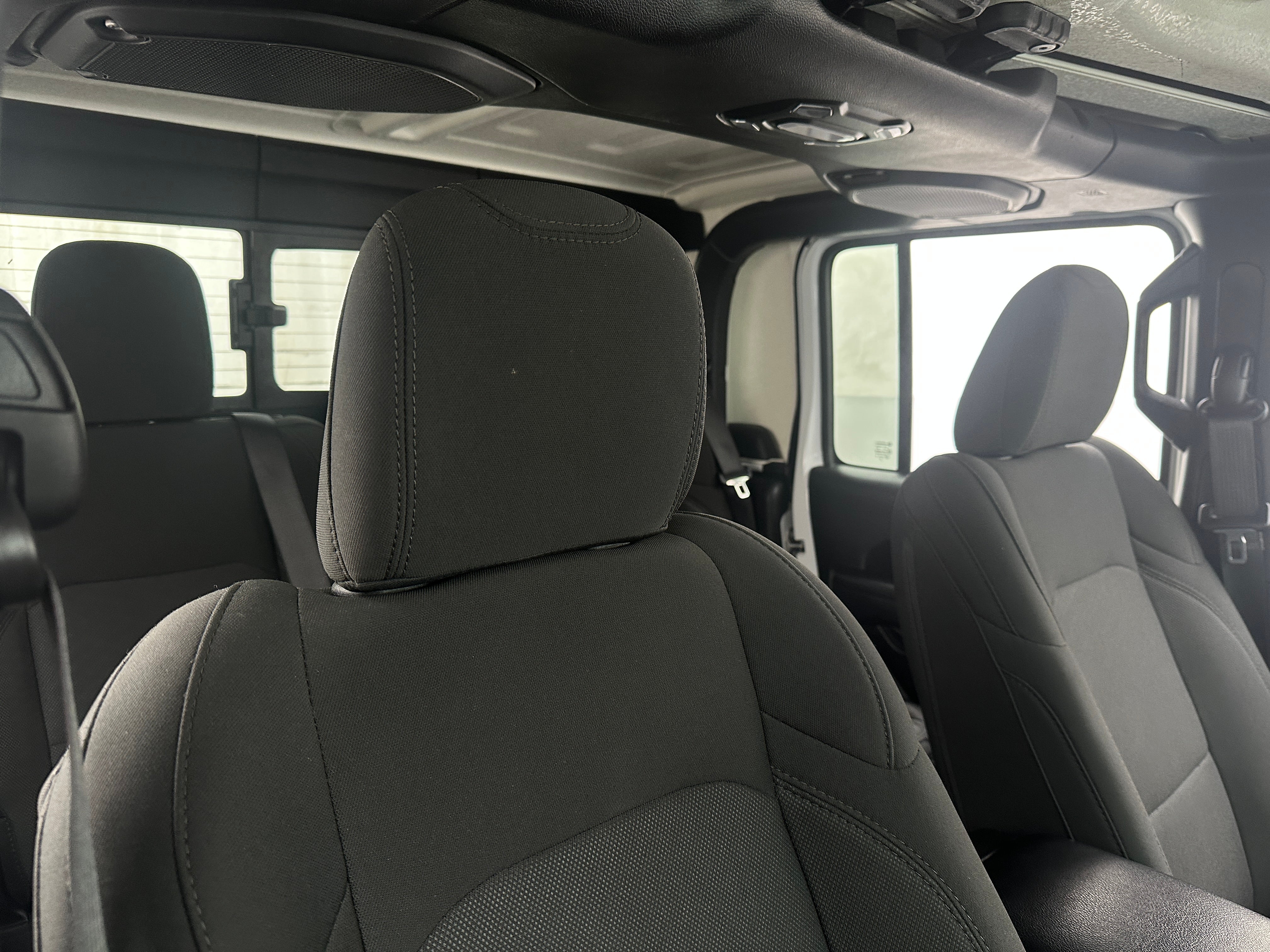 2023 Jeep Gladiator Sport S 2
