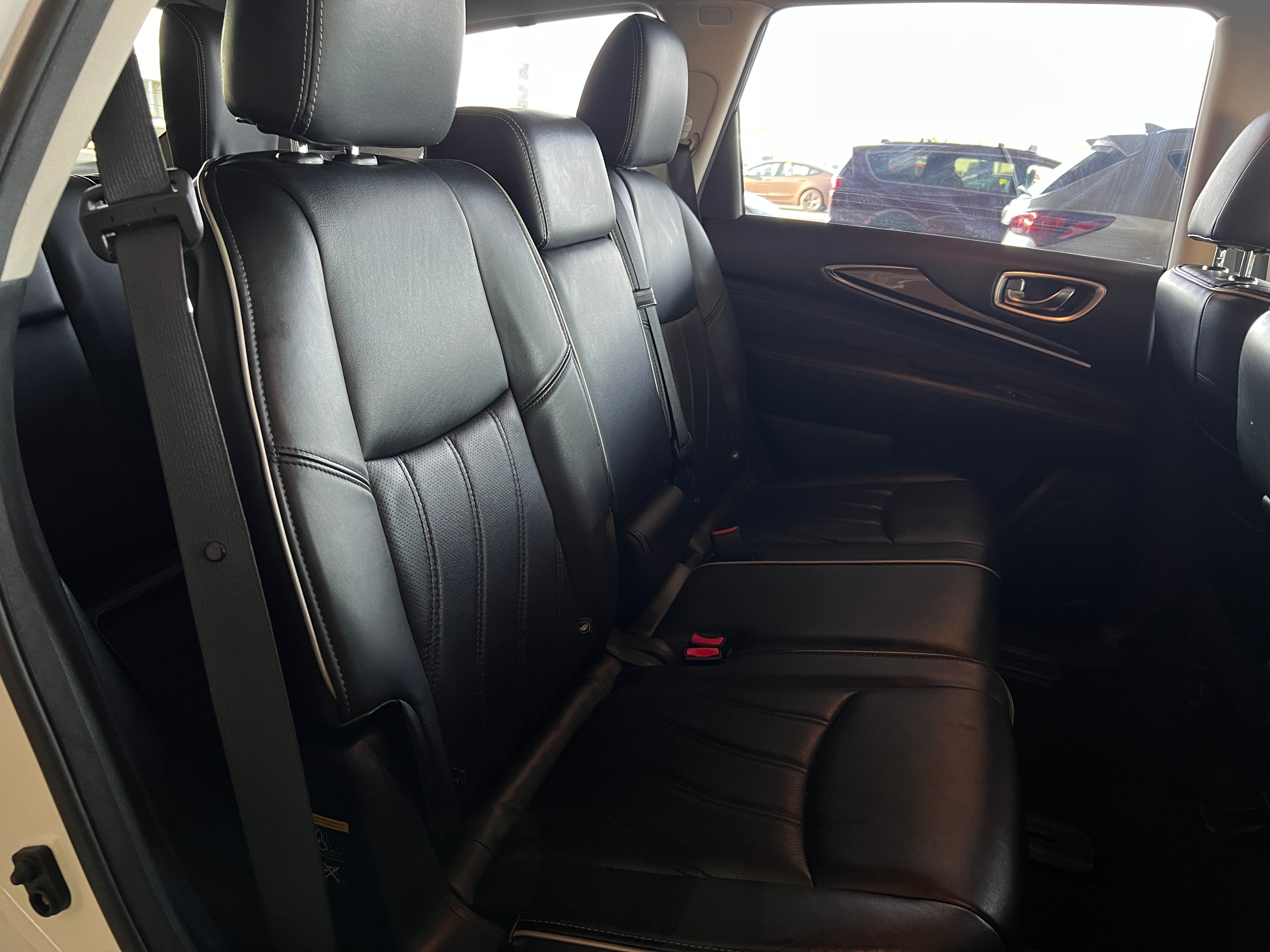 2017 INFINITI QX60  5