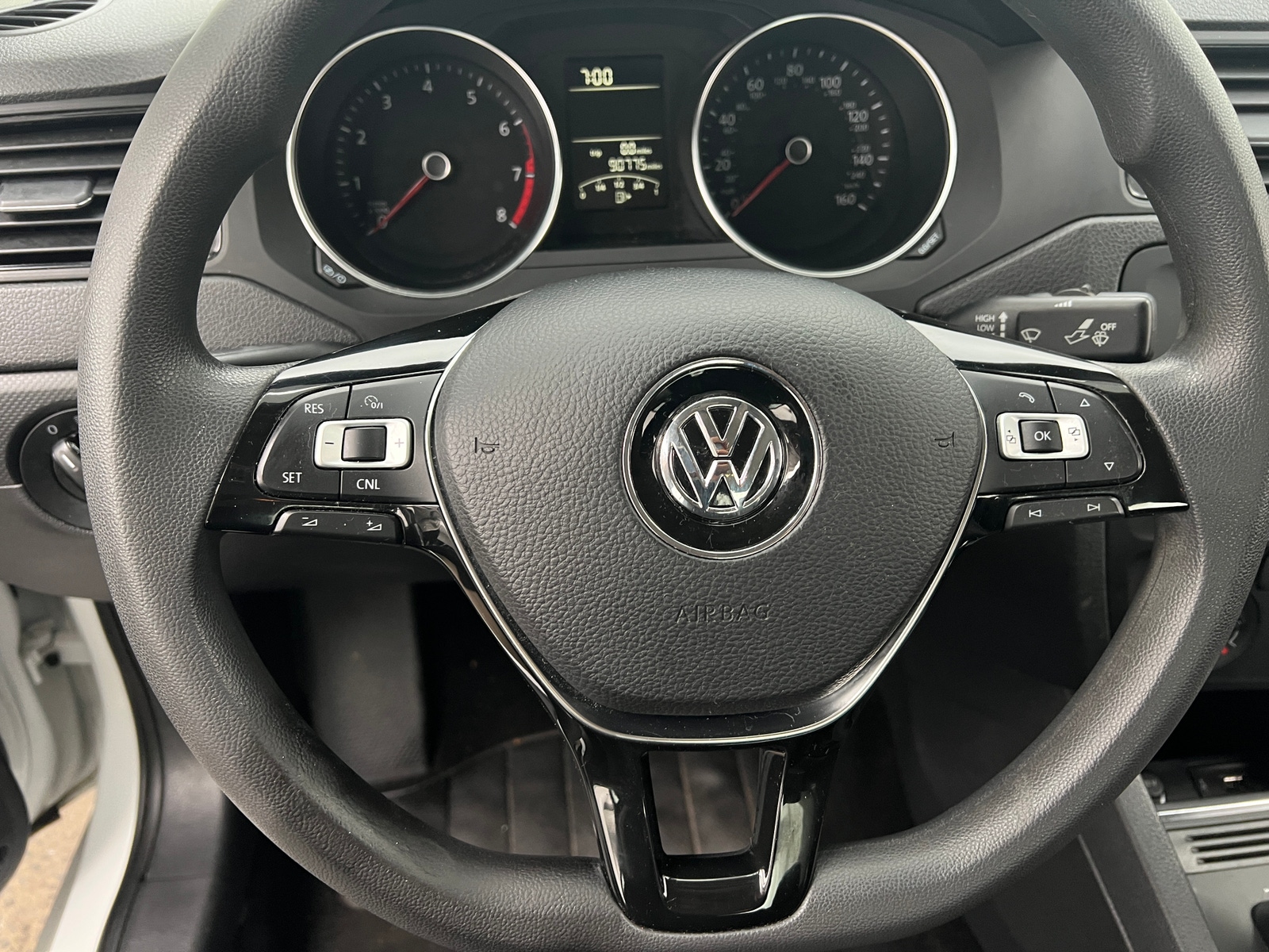 Thumbnail: 2016 Volkswagen Jetta - 5