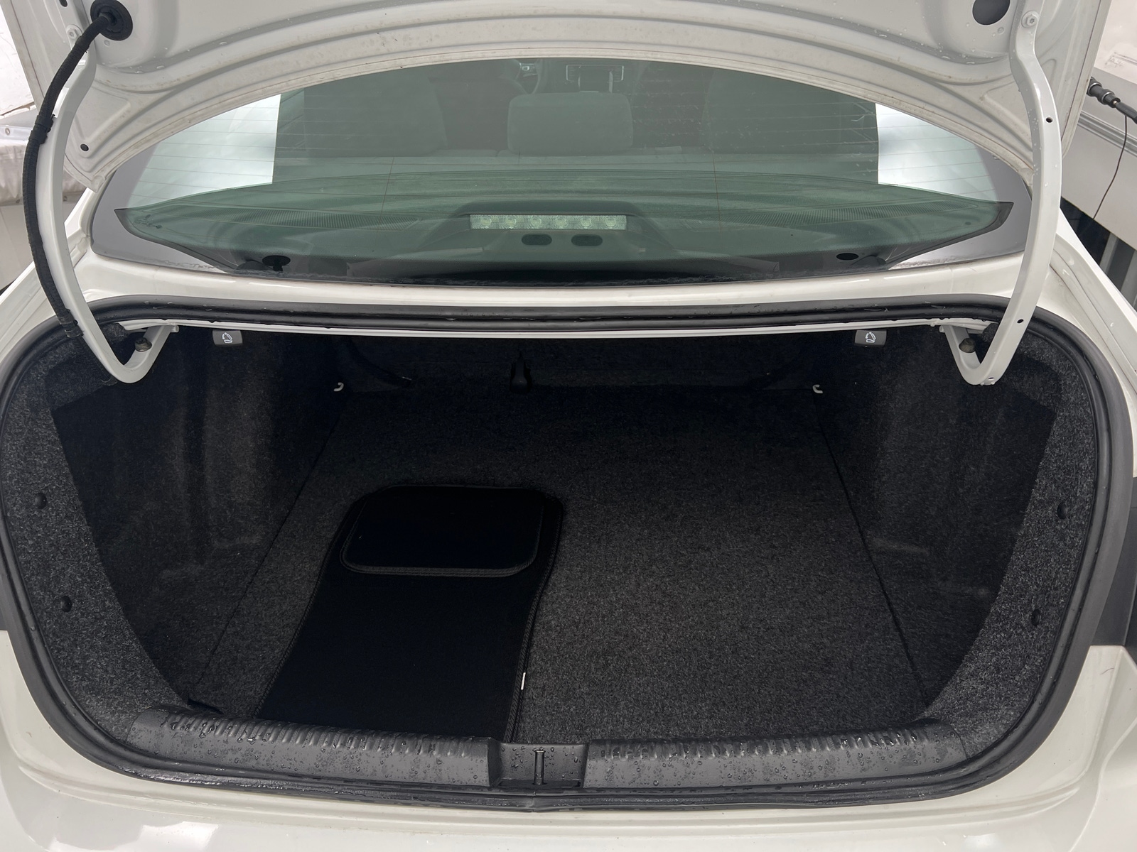 Thumbnail: 2016 Volkswagen Jetta - 7