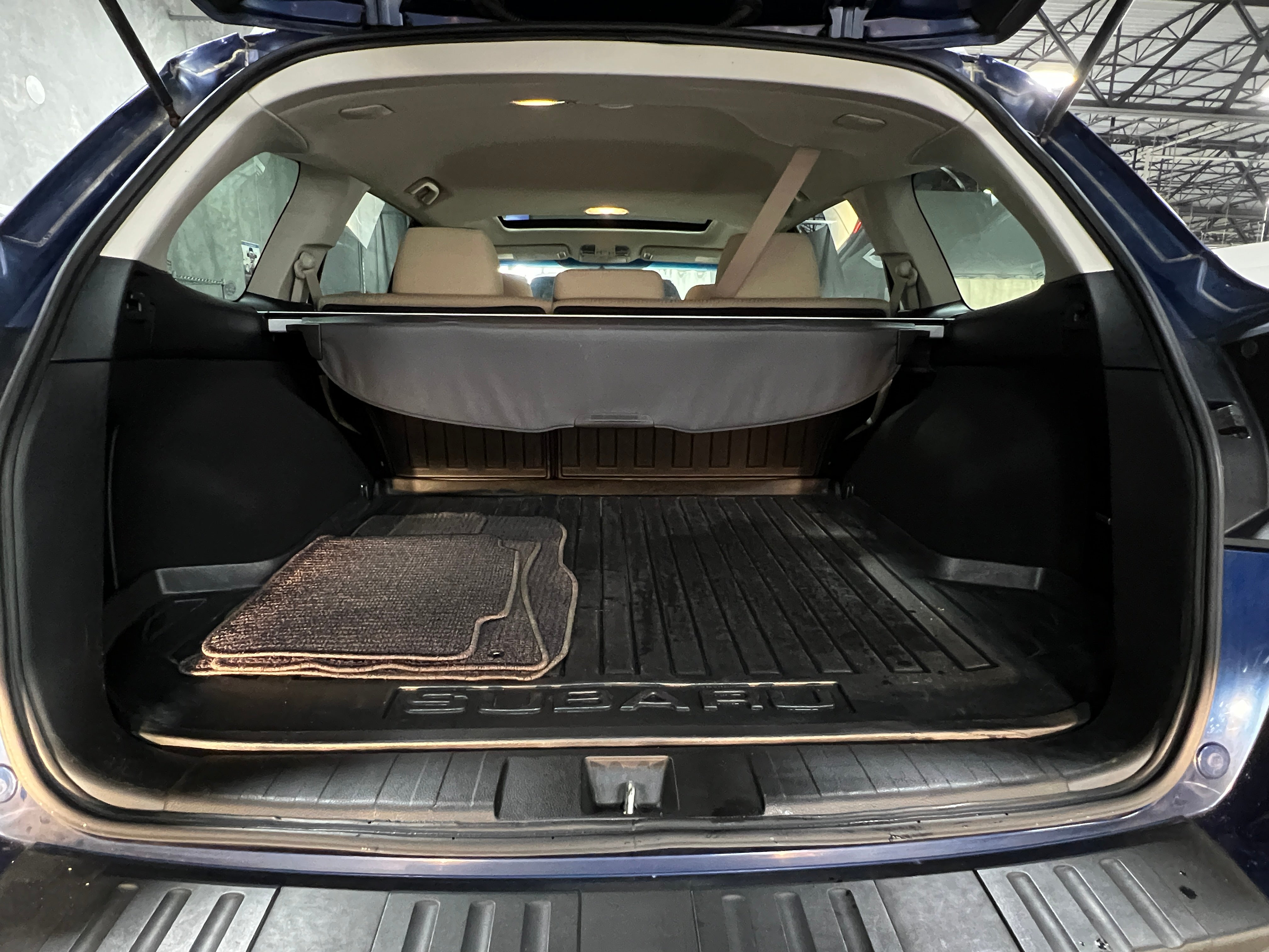 2010 Subaru Outback Premium 7