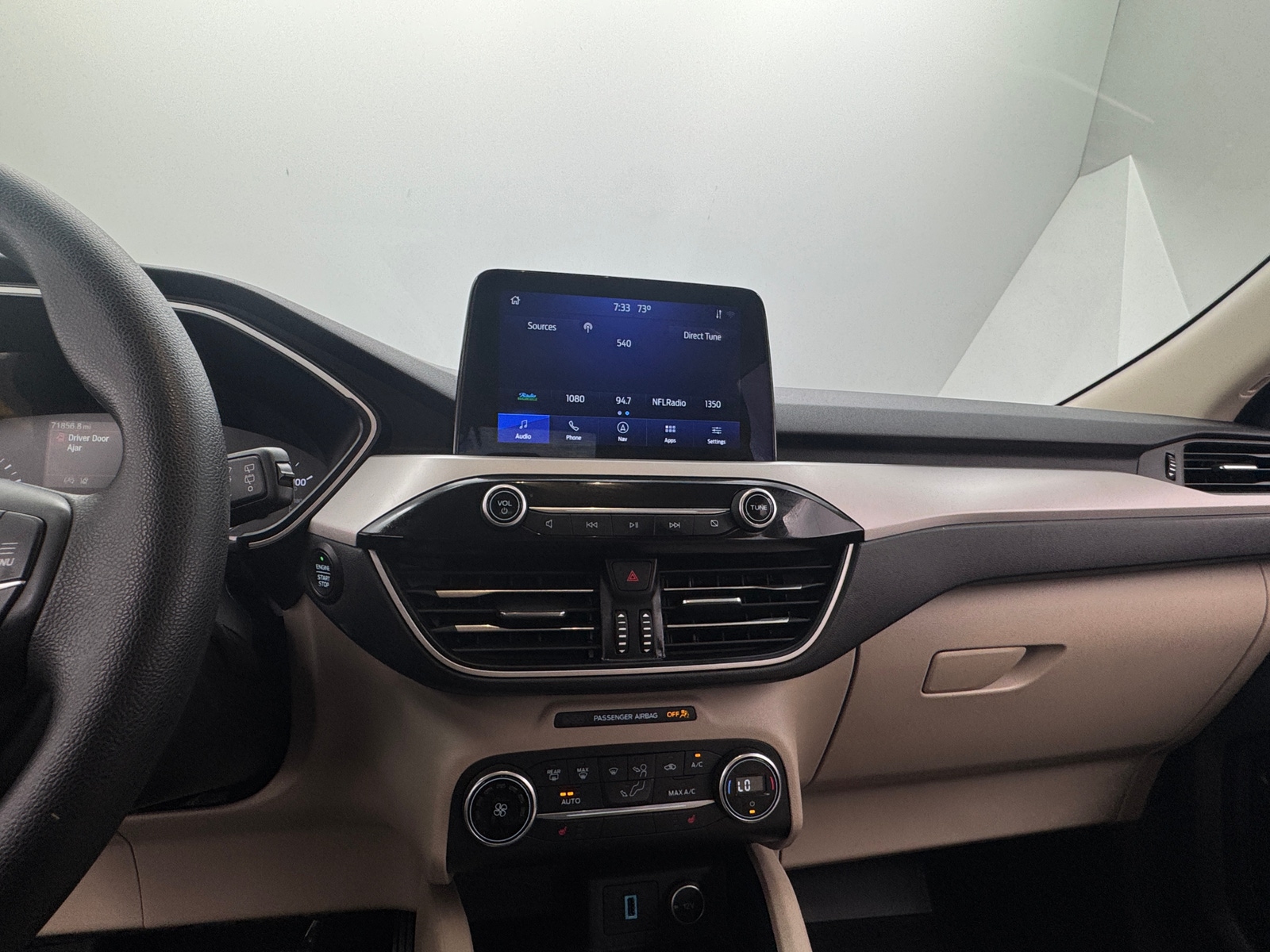 Thumbnail: 2020 Ford Escape - 4
